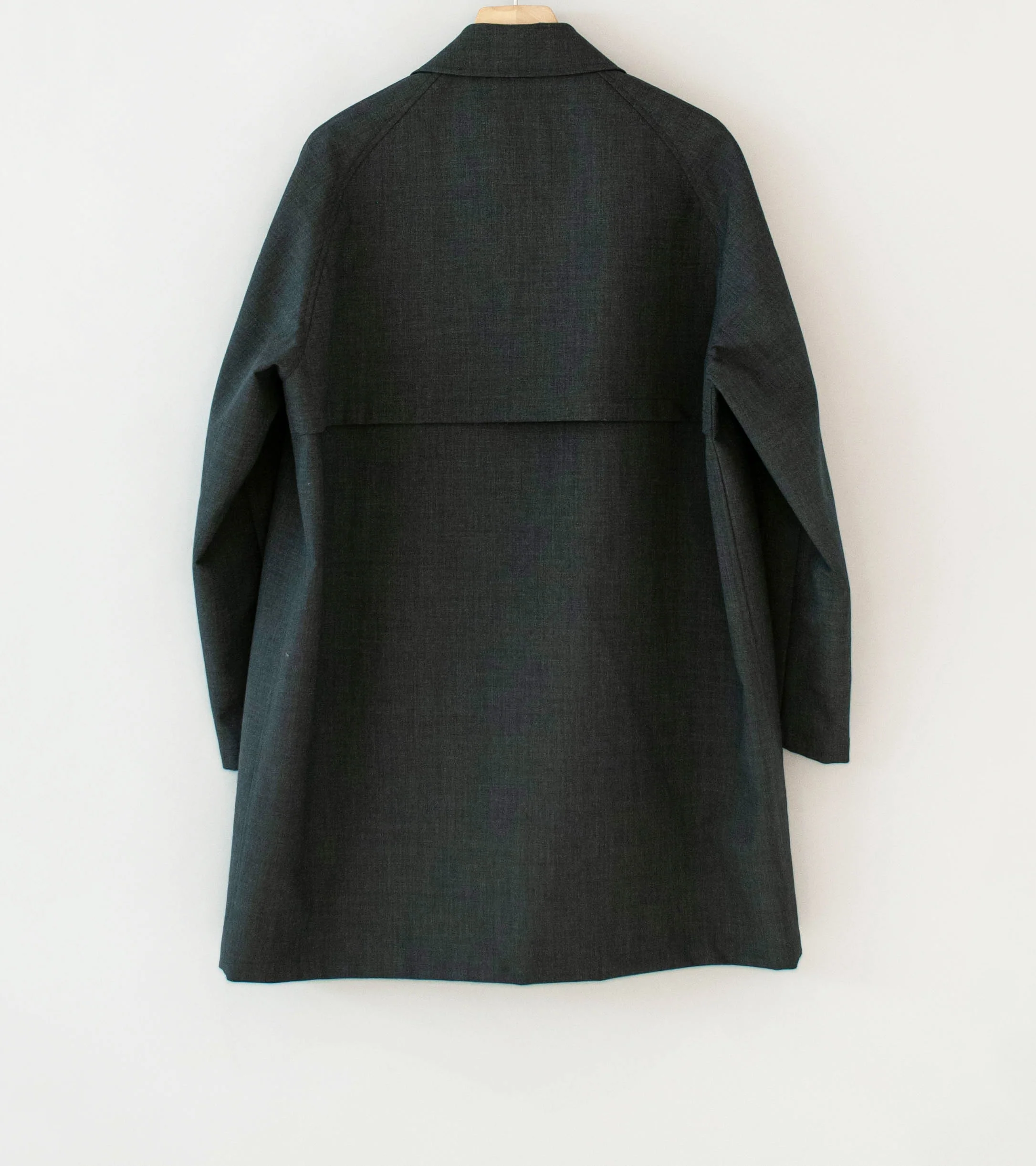 Auralee 'Bonded Tropical Wool Short Coat' (Top Charcoal) - Image 6