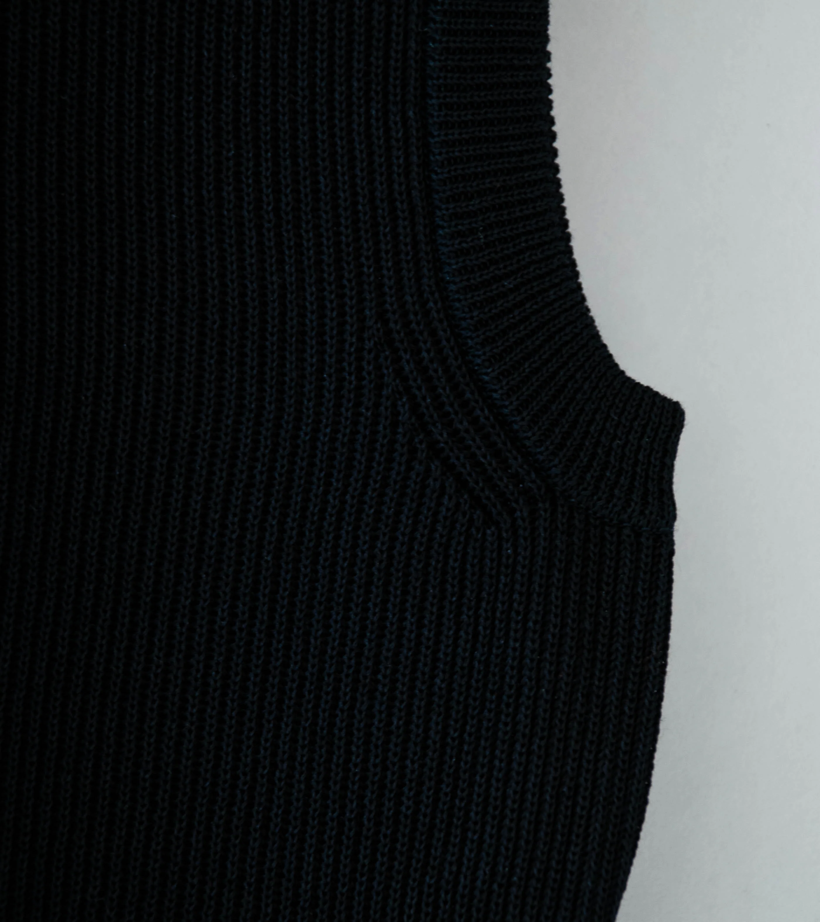 Auralee 'Flat Yarn Rib Knit Vest' (Black) - Image 3