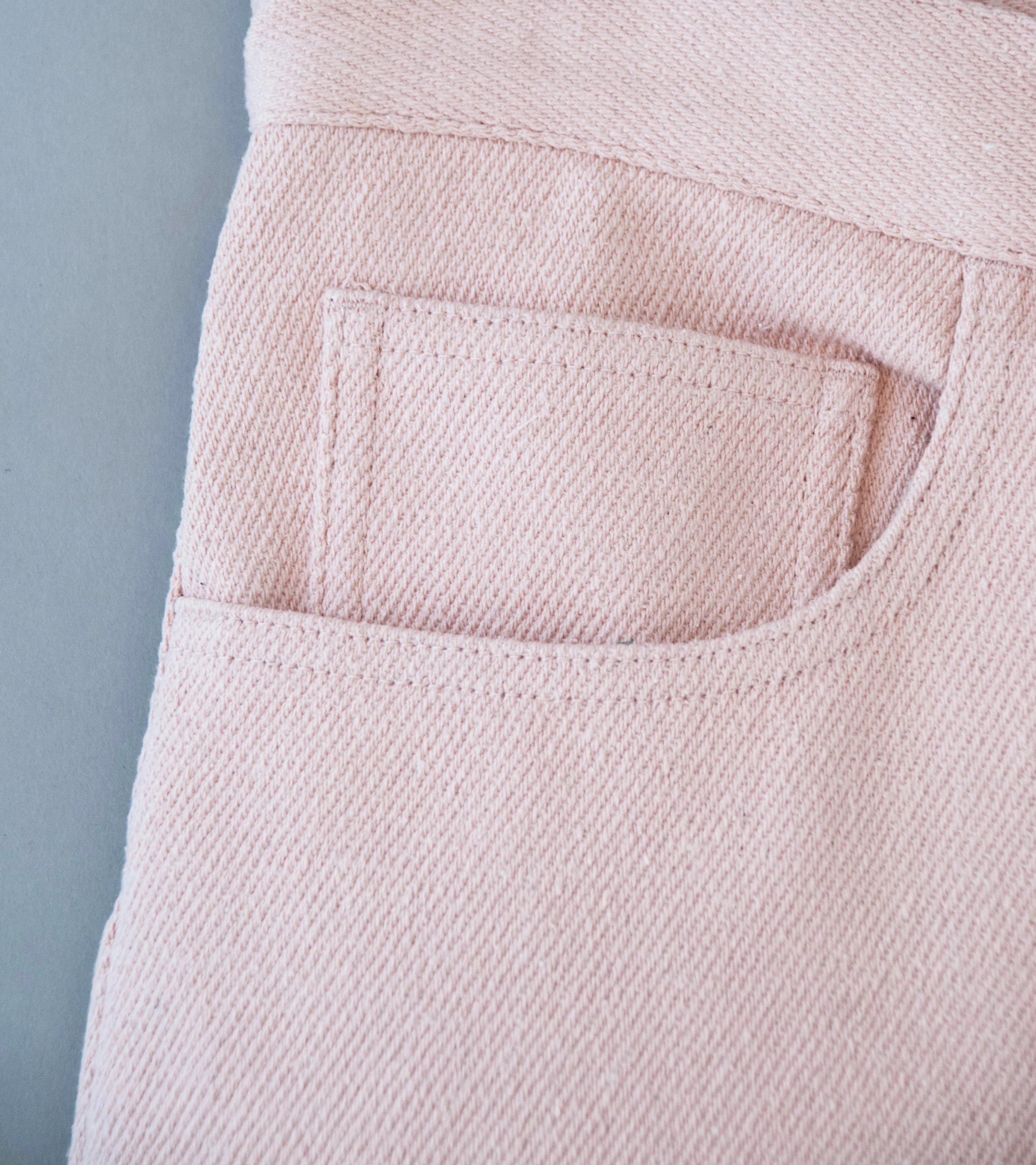 Auralee 'Silk Nep Denim 5P Wide Shorts' (Dusty Pink) - Image 3