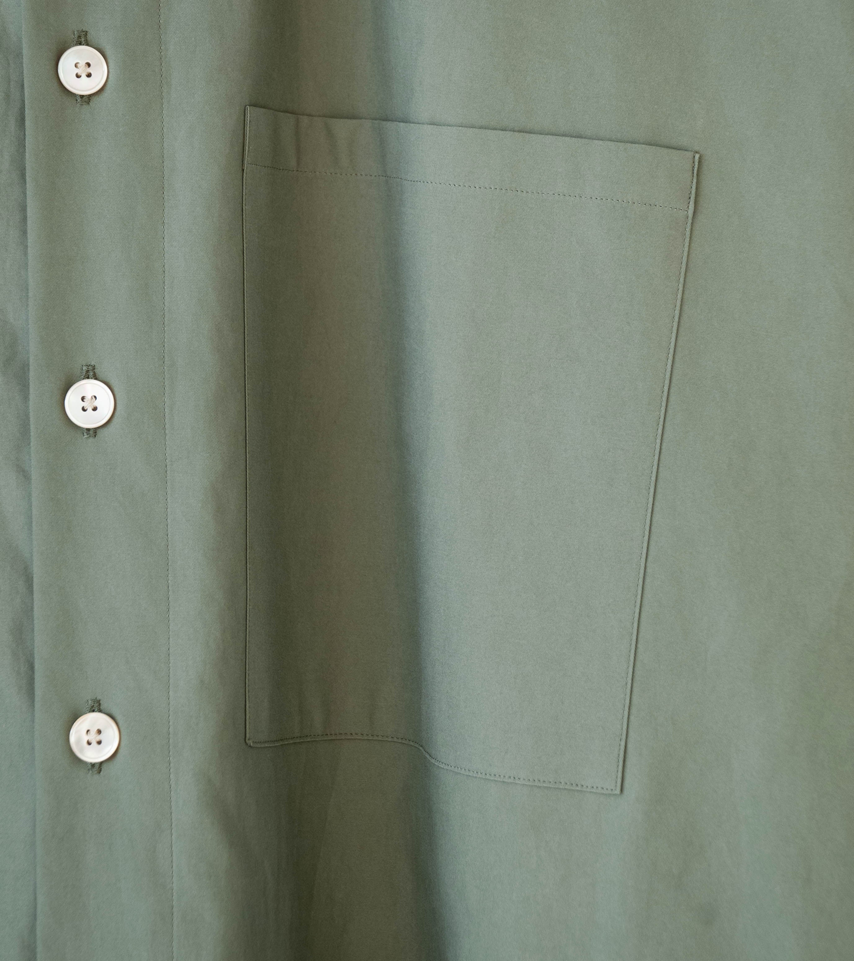 Auralee 'Washed Finx Twill Big Half Sleeved Shirt' (Olive) - Image 3