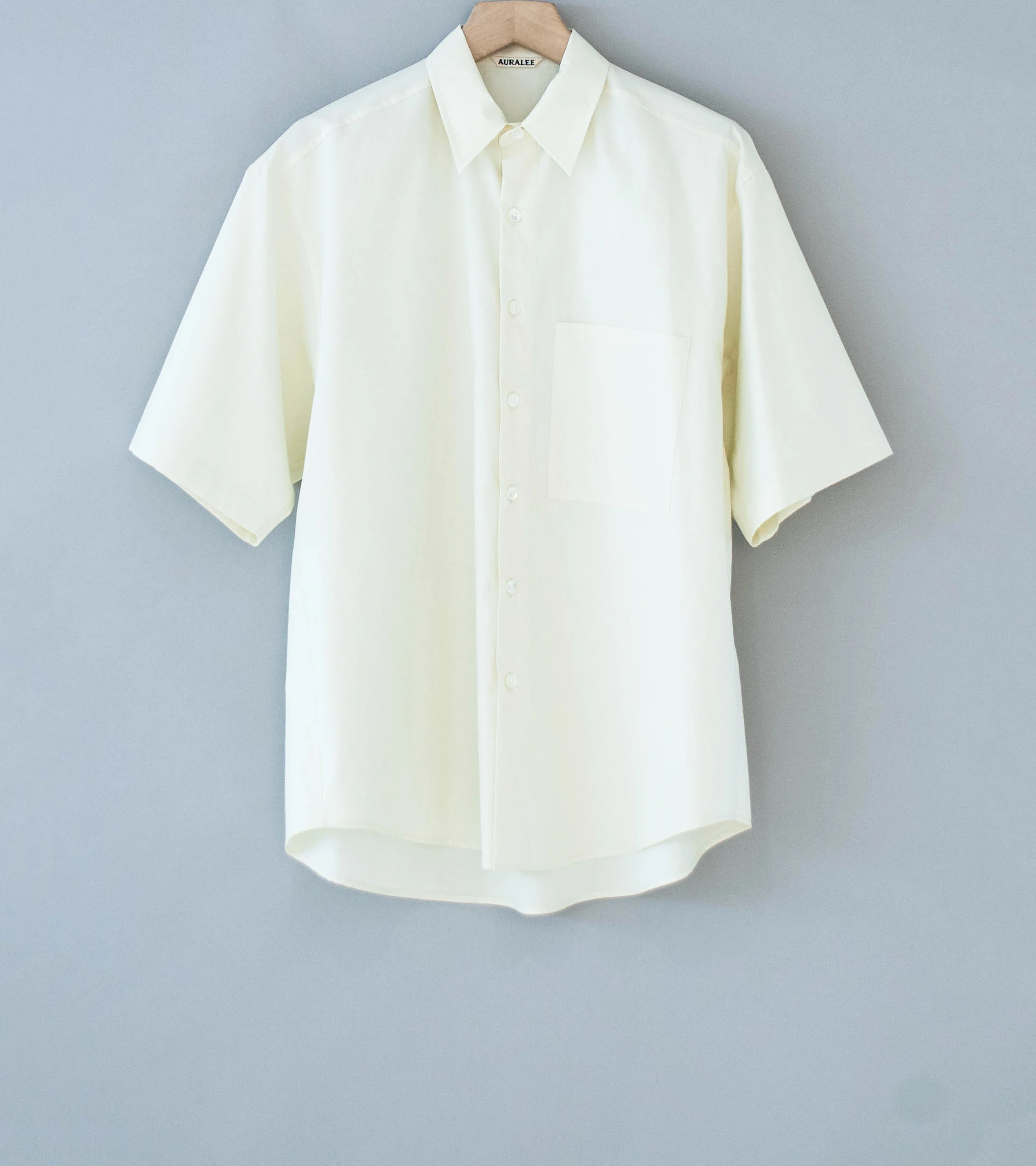 Auralee 'Washed Finx Twill Big Half Sleeved Shirt' (Vanilla)
