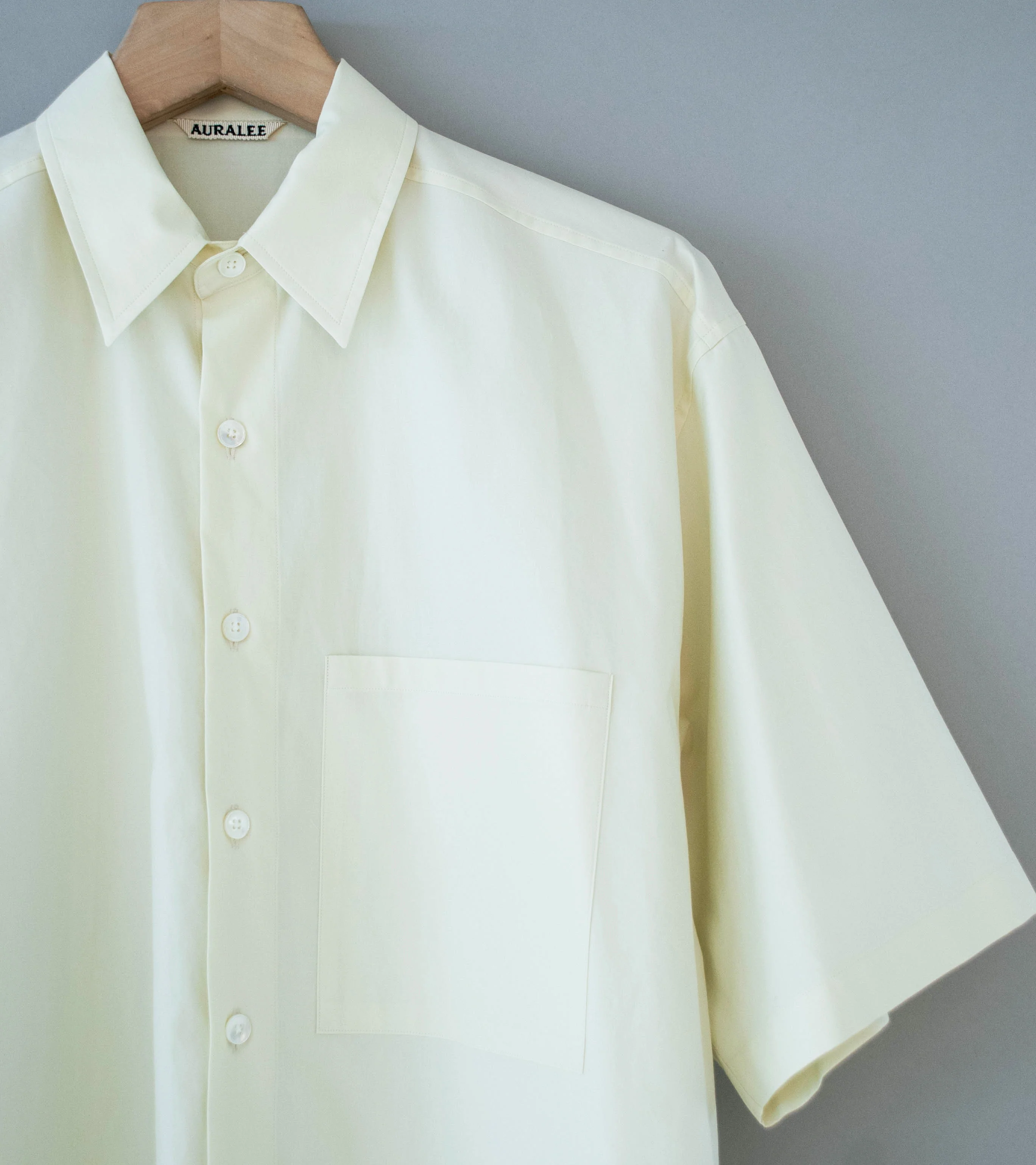 Auralee 'Washed Finx Twill Big Half Sleeved Shirt' (Vanilla) - Image 2