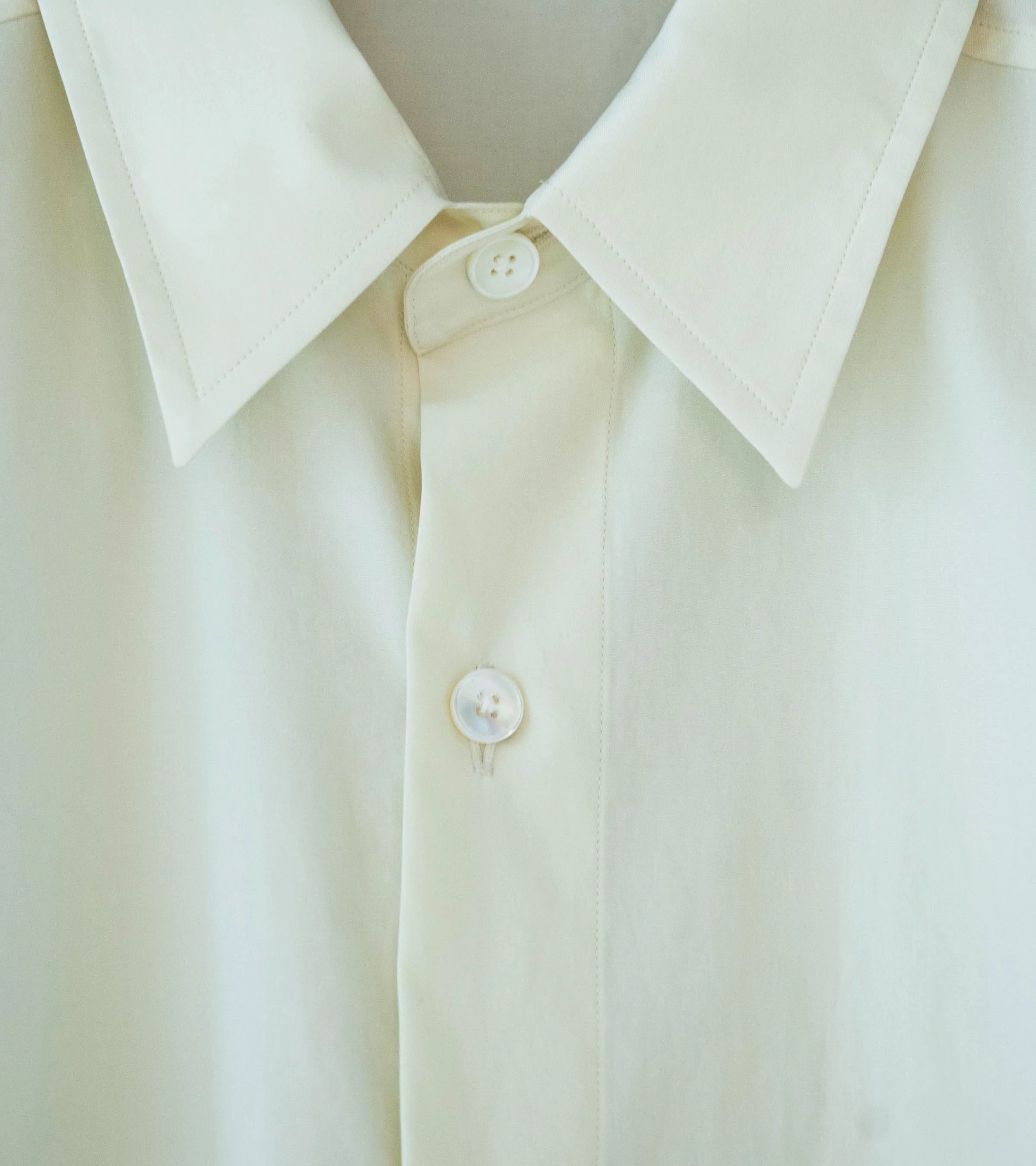 Auralee 'Washed Finx Twill Big Half Sleeved Shirt' (Vanilla) - Image 4