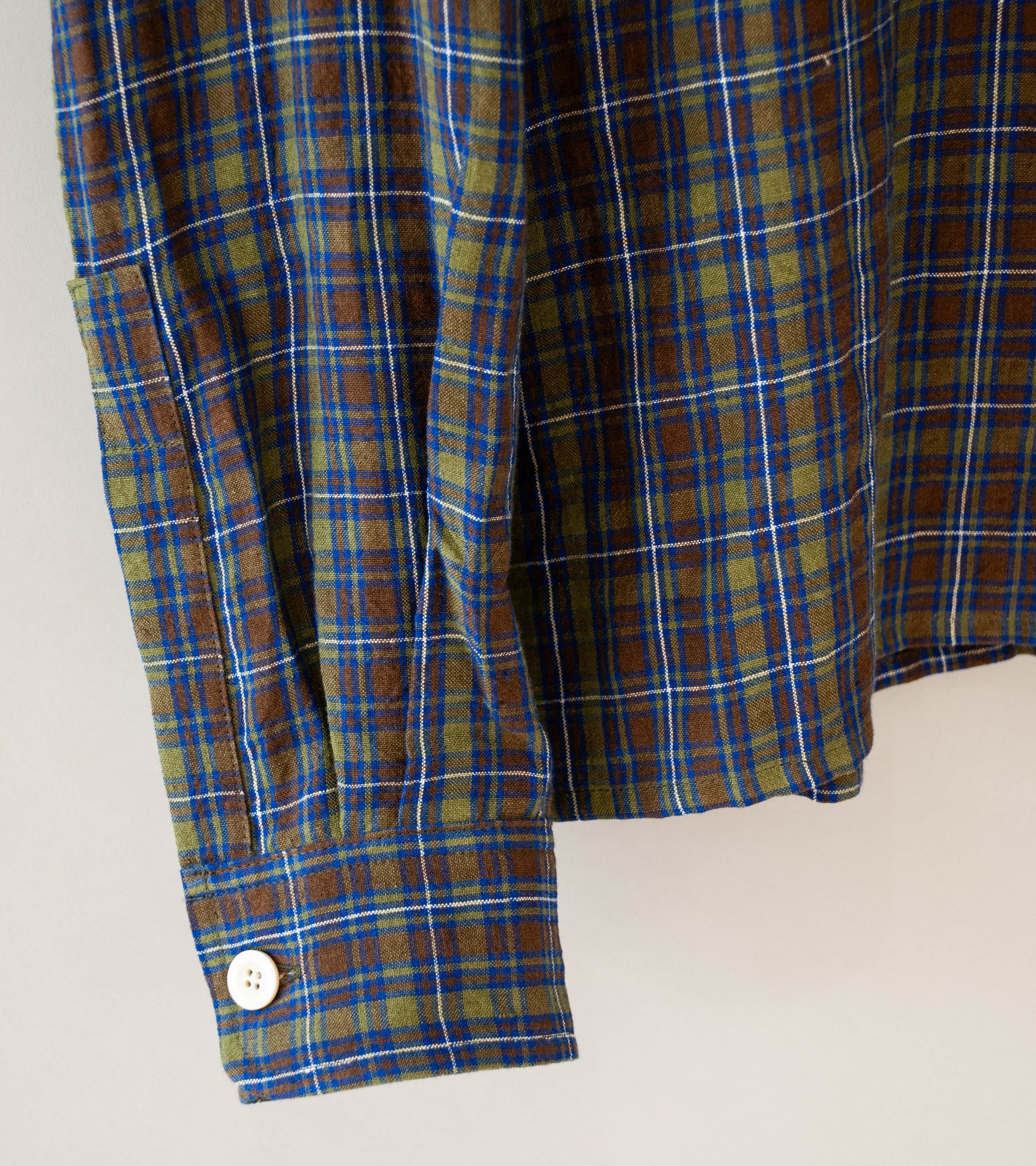 Conkers 'Relaxed Farmer Shirt' (Damson Irish Linen) - Image 4