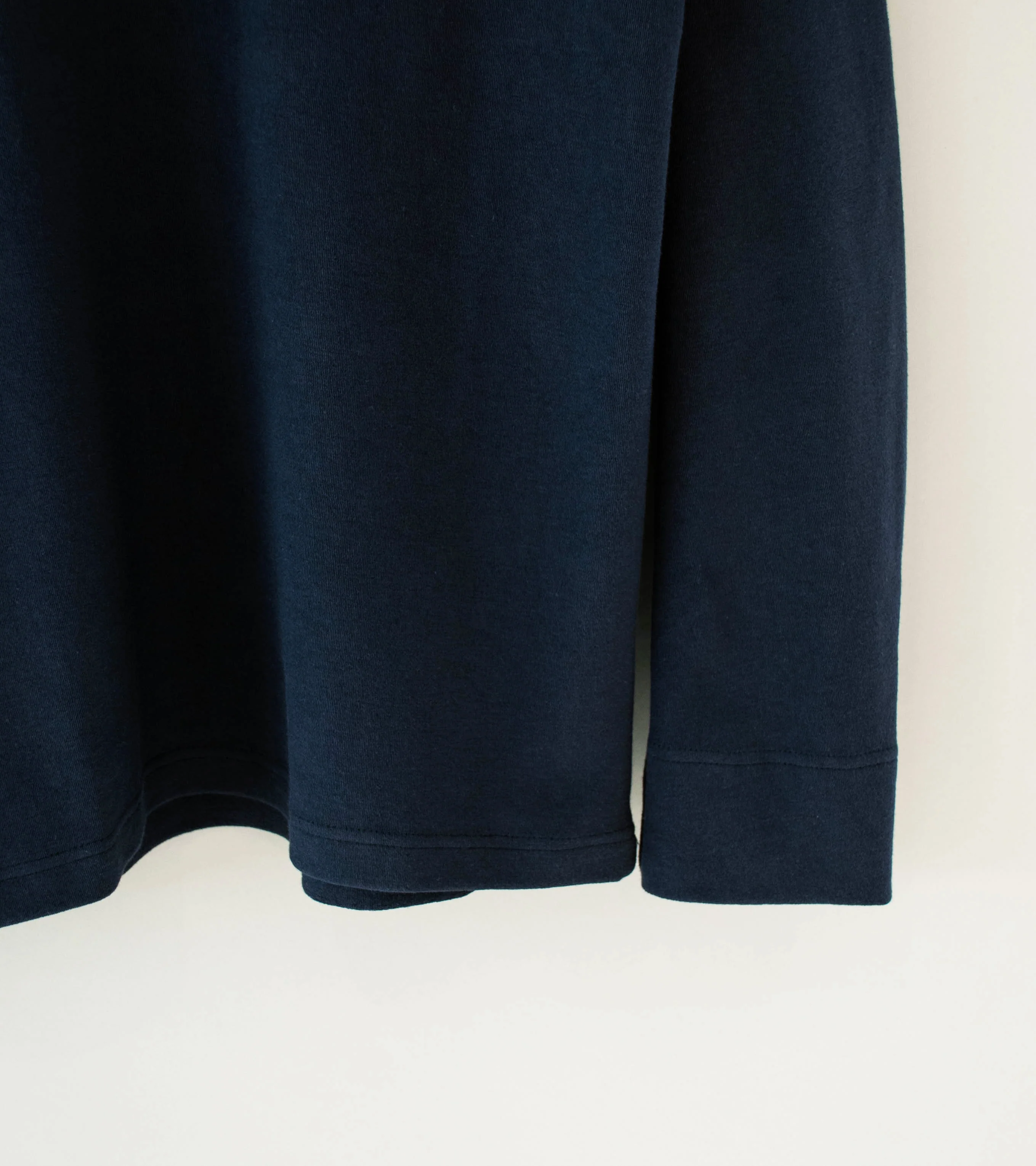 DERRICK 'Bankside Top' (Oxford Blue Near Velvet Towelling) - Image 3