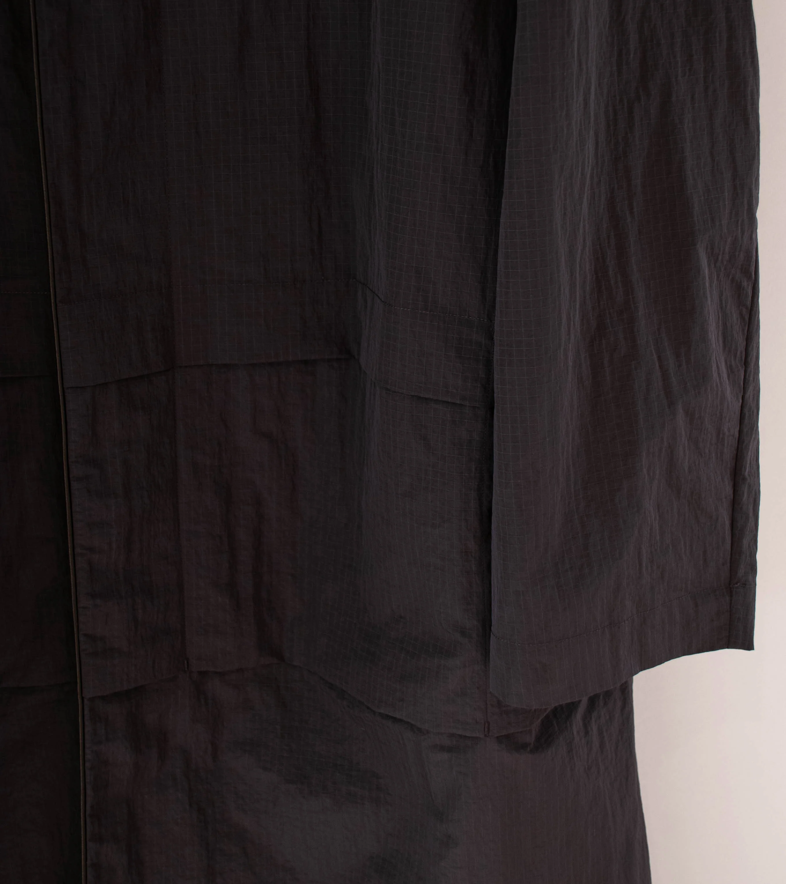 DERRICK 'Metro Coat' (Black Plum Monofilament Nylon Ripstop) - Image 3