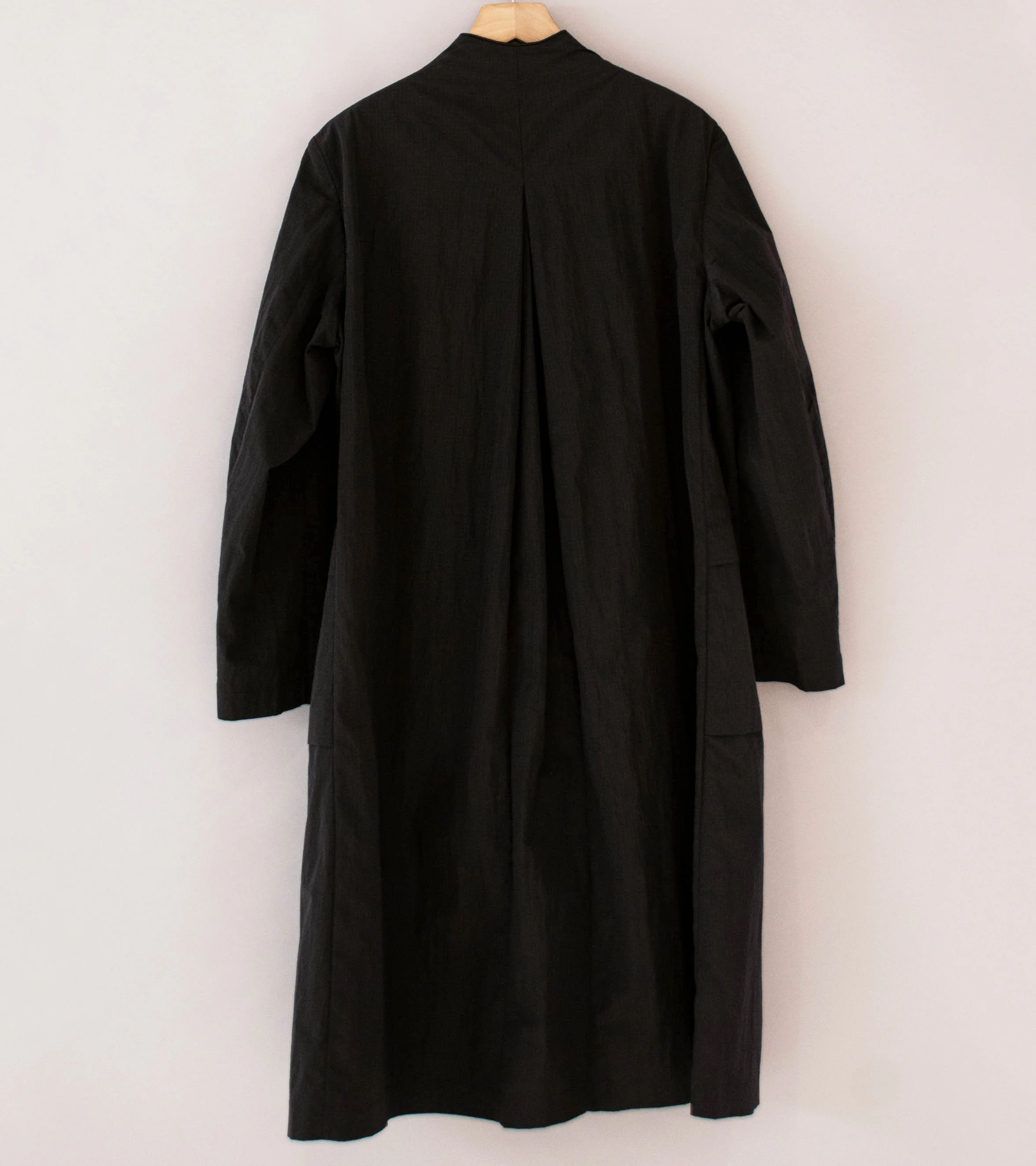 DERRICK 'Metro Coat' (Black Plum Monofilament Nylon Ripstop) - Image 6