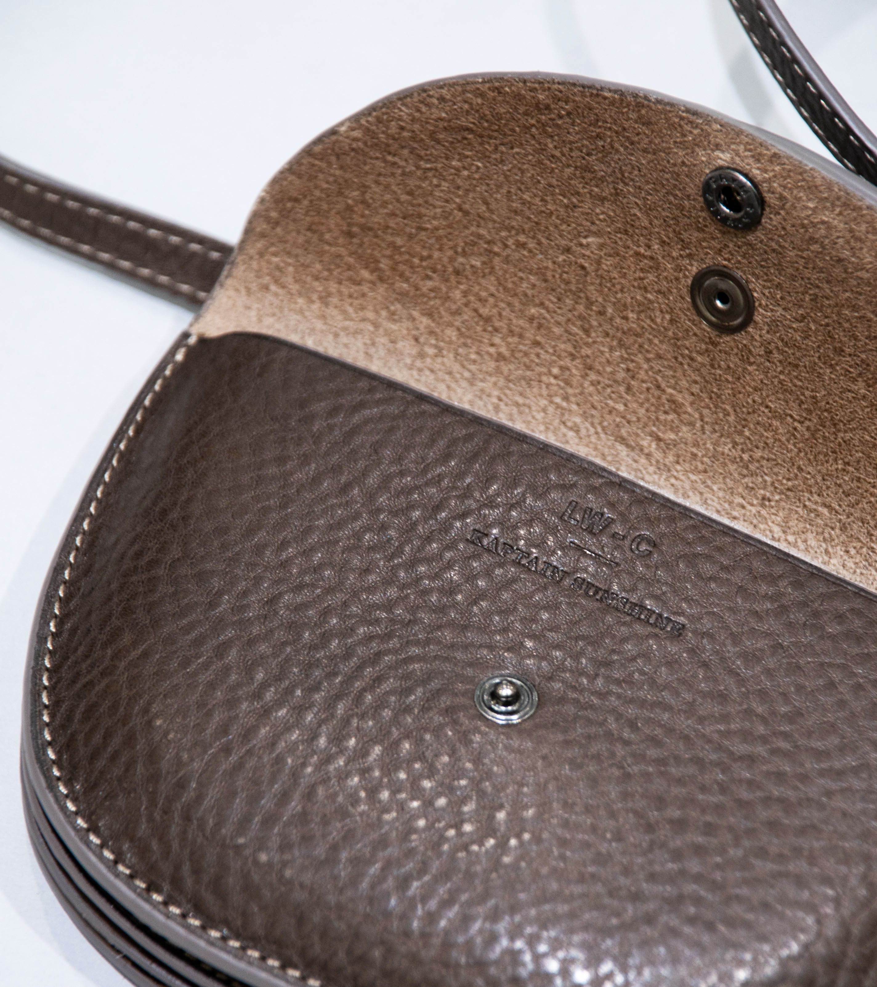 Lady White Co 'Kaptain Sunshine Leather Pouch' (Brown Pebble) - Image 4