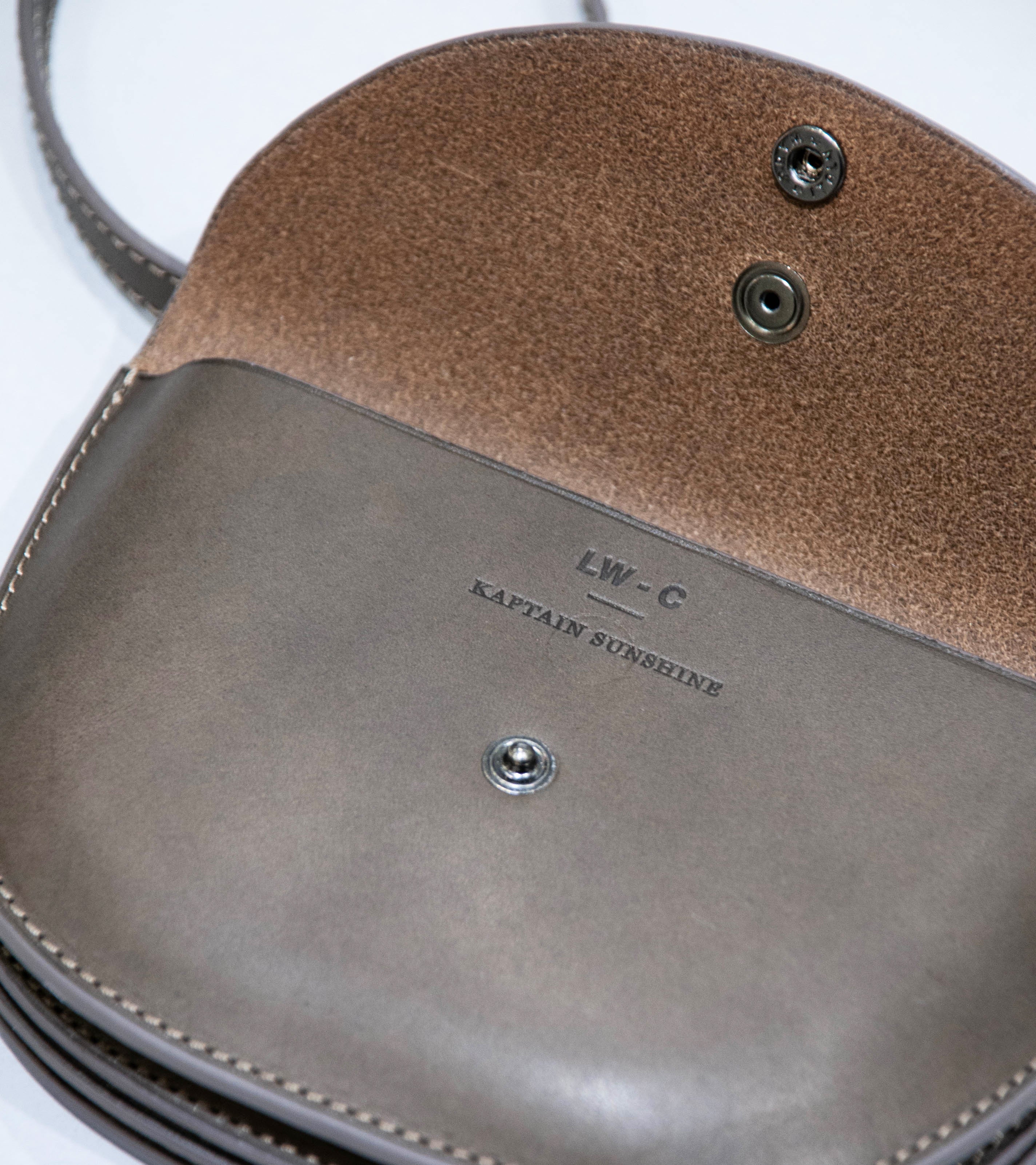 Lady White Co 'Kaptain Sunshine Leather Pouch' (Brown Smooth) - Image 4