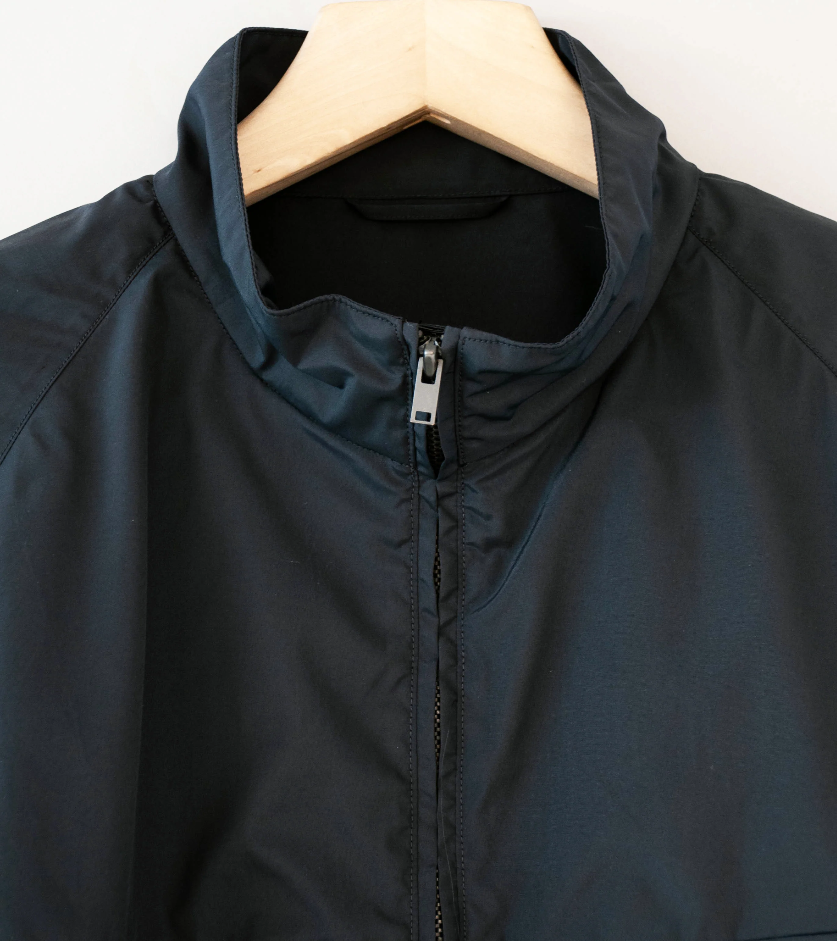 Lady White Co 'Kaptain Sunshine Silk Poly Pullover' (Navy) - Image 6