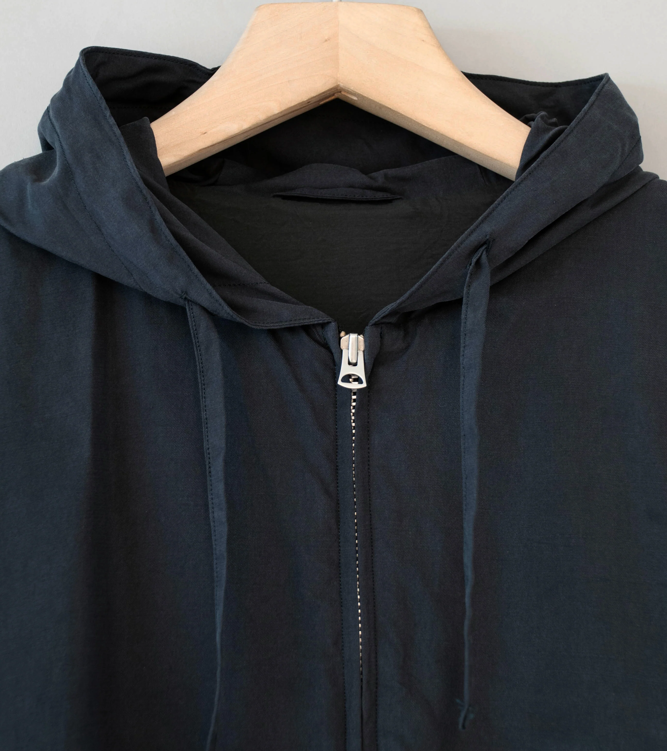 Lady White Co 'Kaptain Sunshine Silk Zip Jacket' (Navy) - Image 6