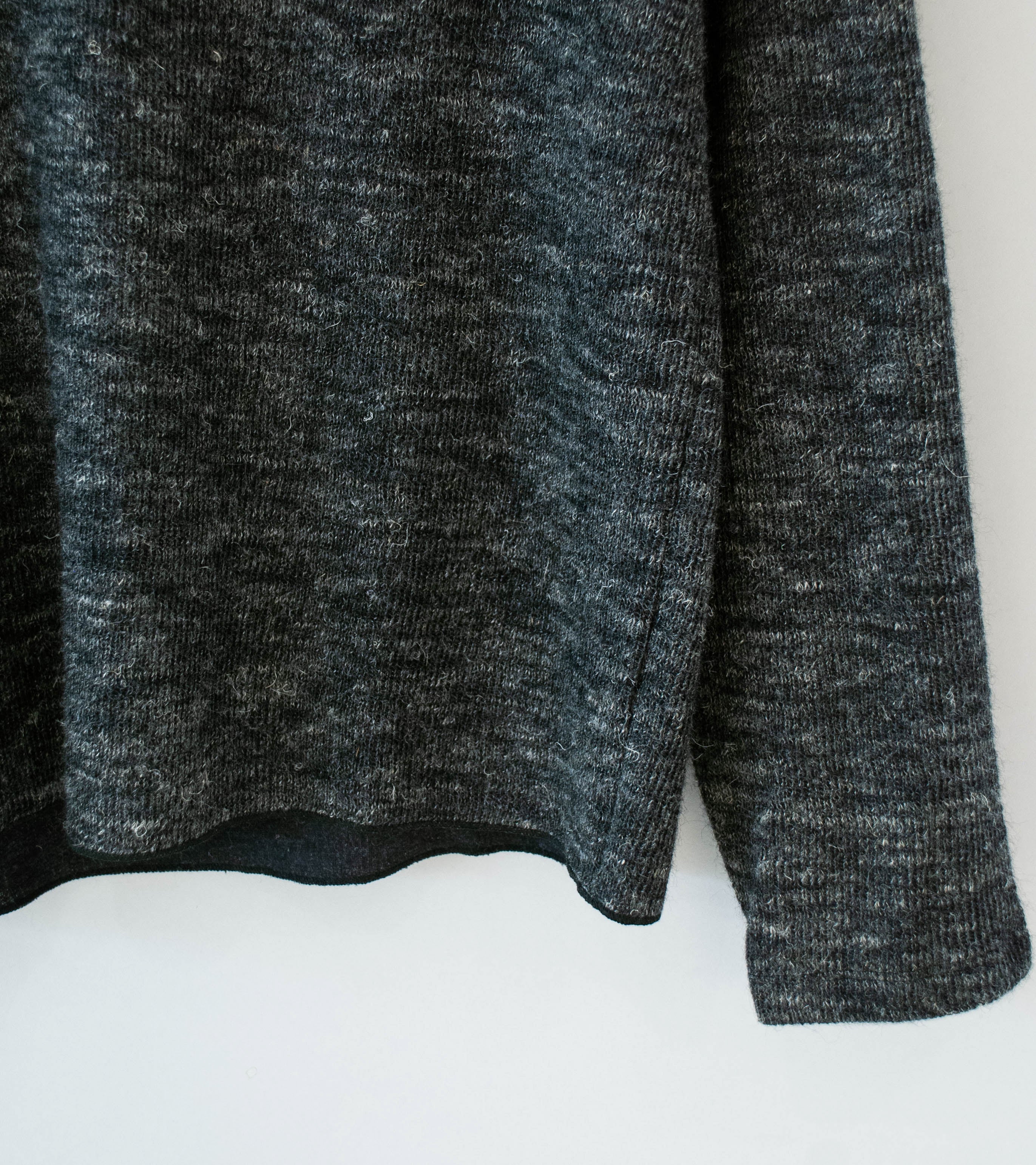 Lady White Co 'Linen Wool V-Neck' (Black Melange) - Image 3