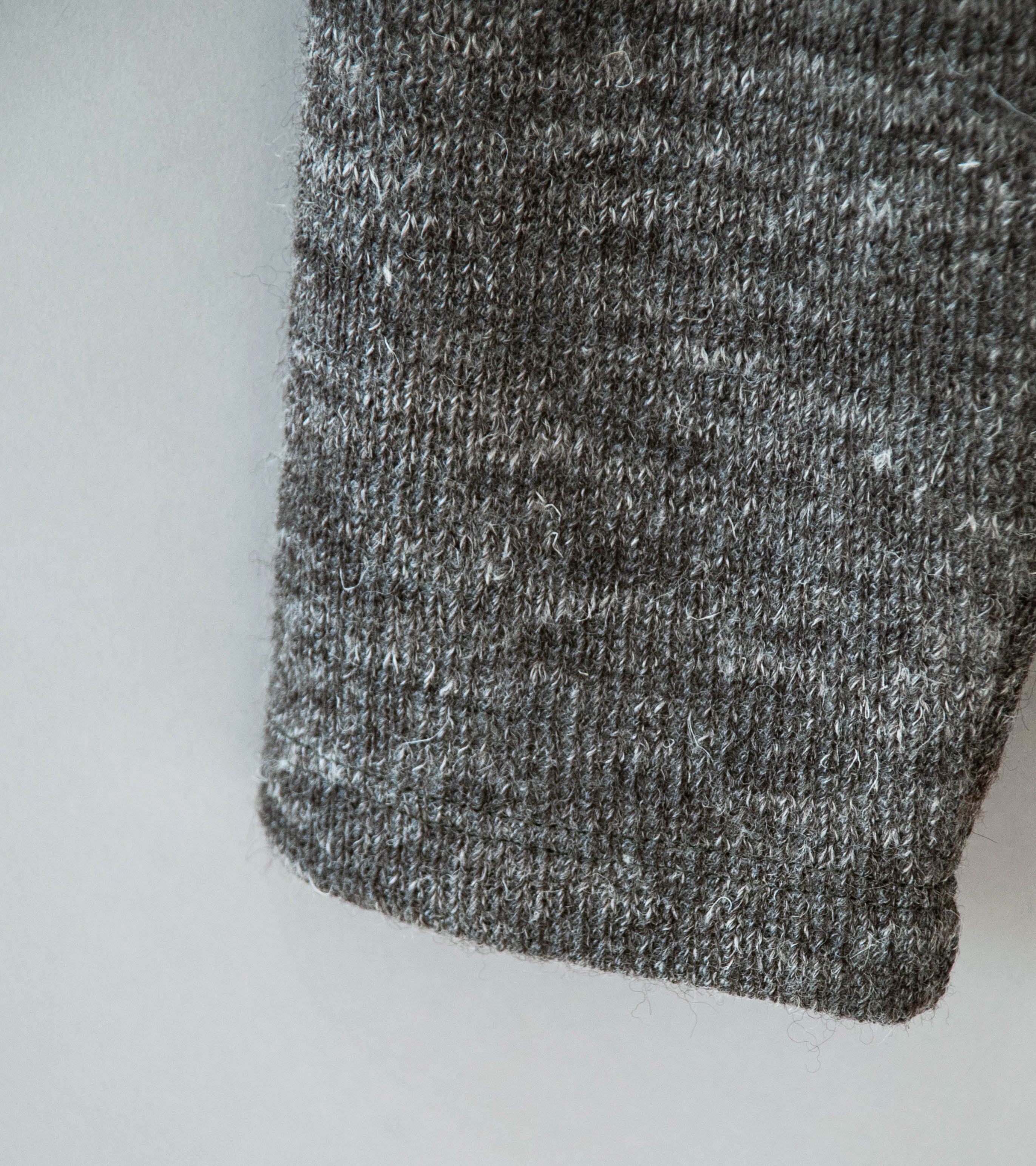 Lady White Co 'Linen Wool V-Neck' (Brown Melange) - Image 4