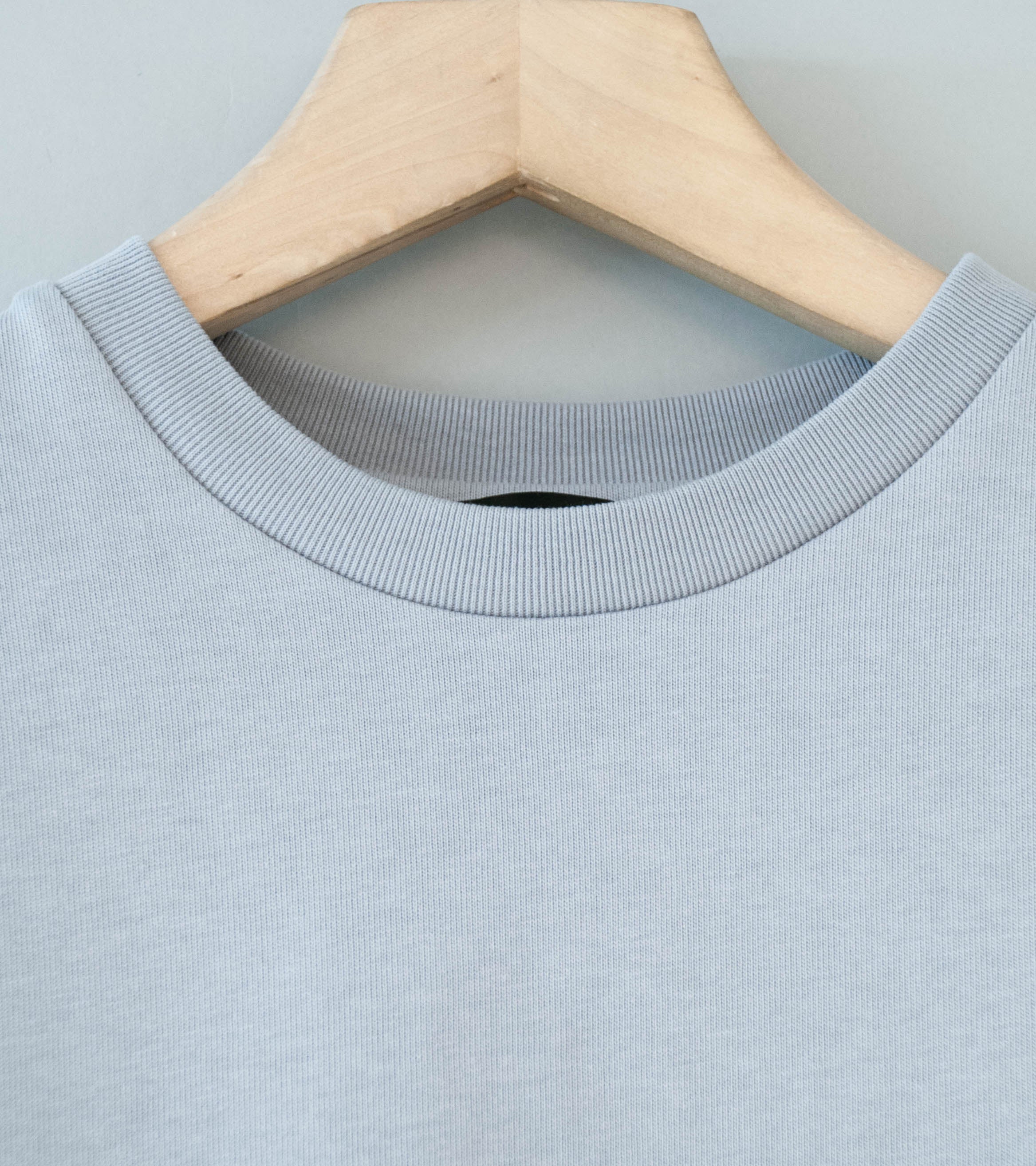 LII 'Contrast Sleeve Tee' (Grey Blue) - Image 3