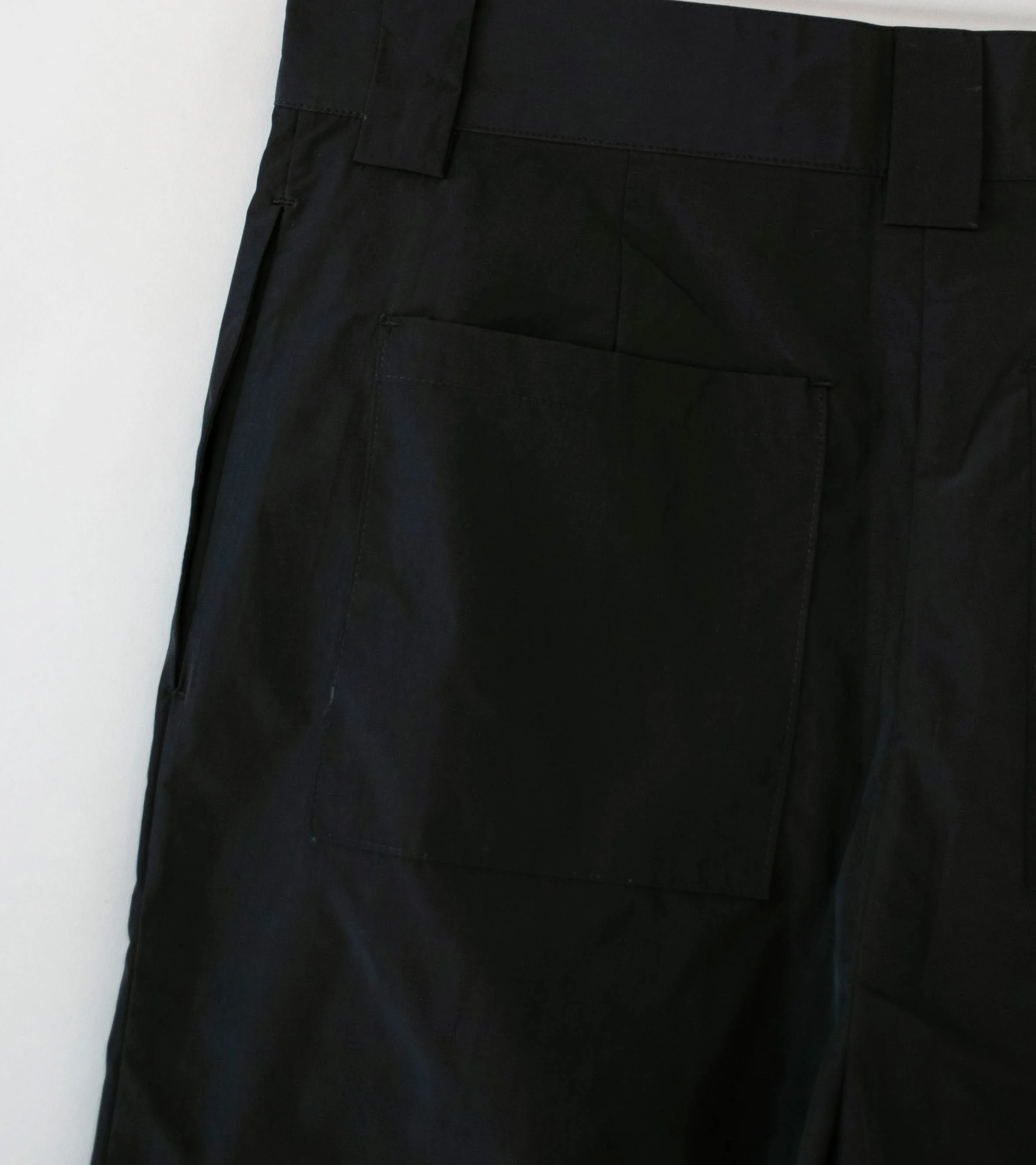 LII 'Straight Fitted Active Pants' (White) - Image 4