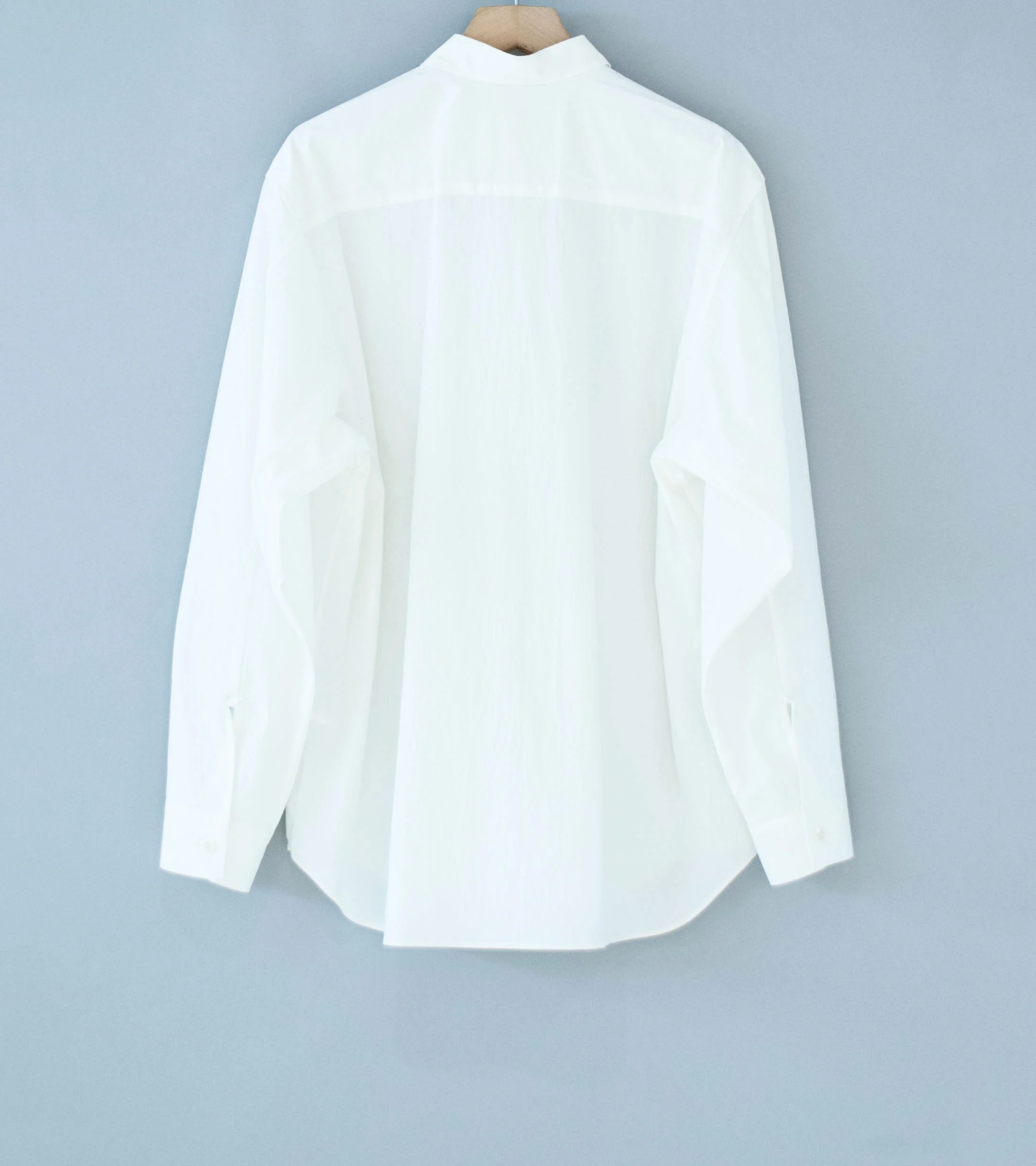 MAN-TLE 'R0 S8 Weather Shirt' (White 160 Crunch) - Image 5