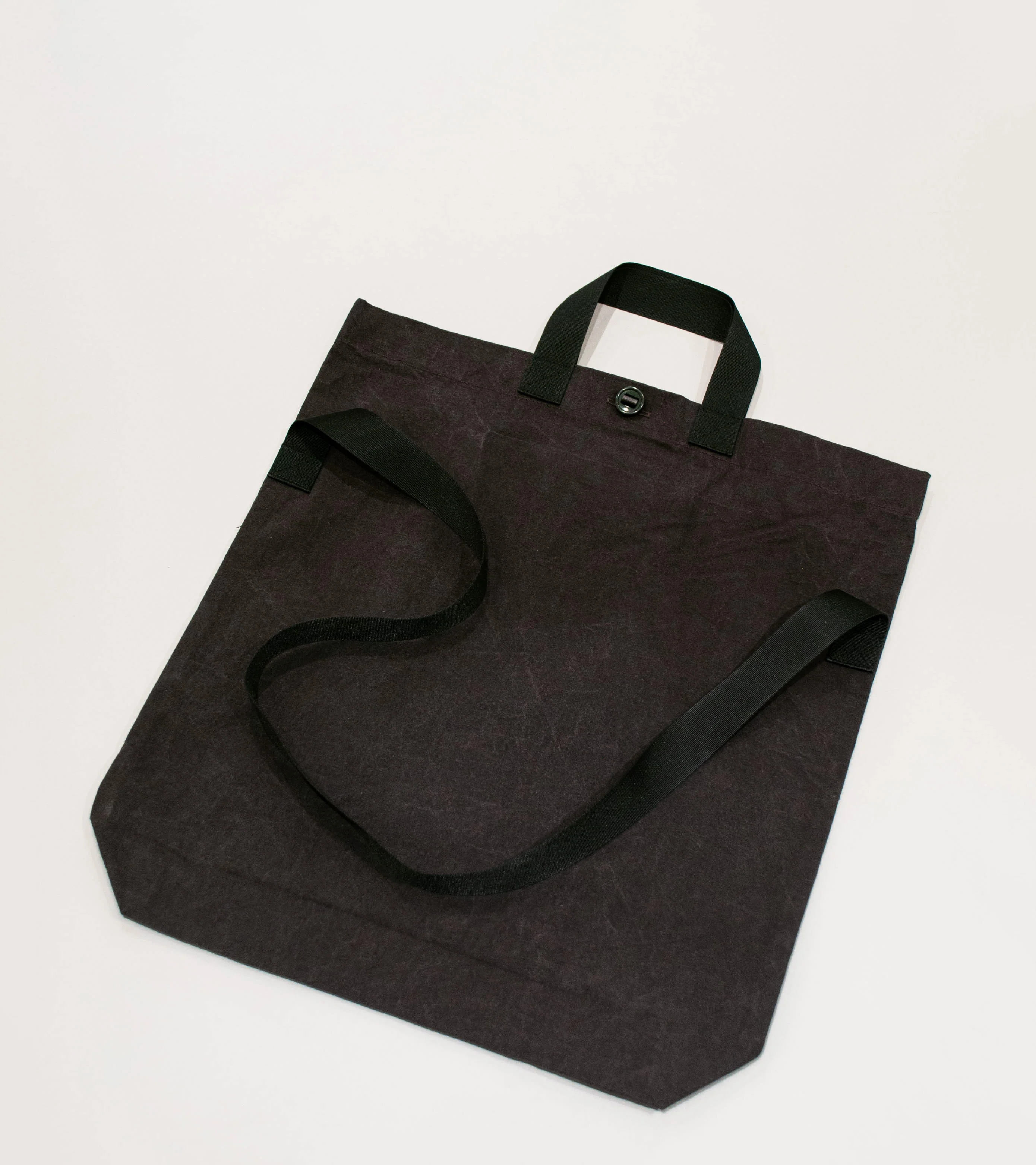 MAN-TLE 'R20 B1 Multi Handle Tote' (Earth Wax) - Image 3