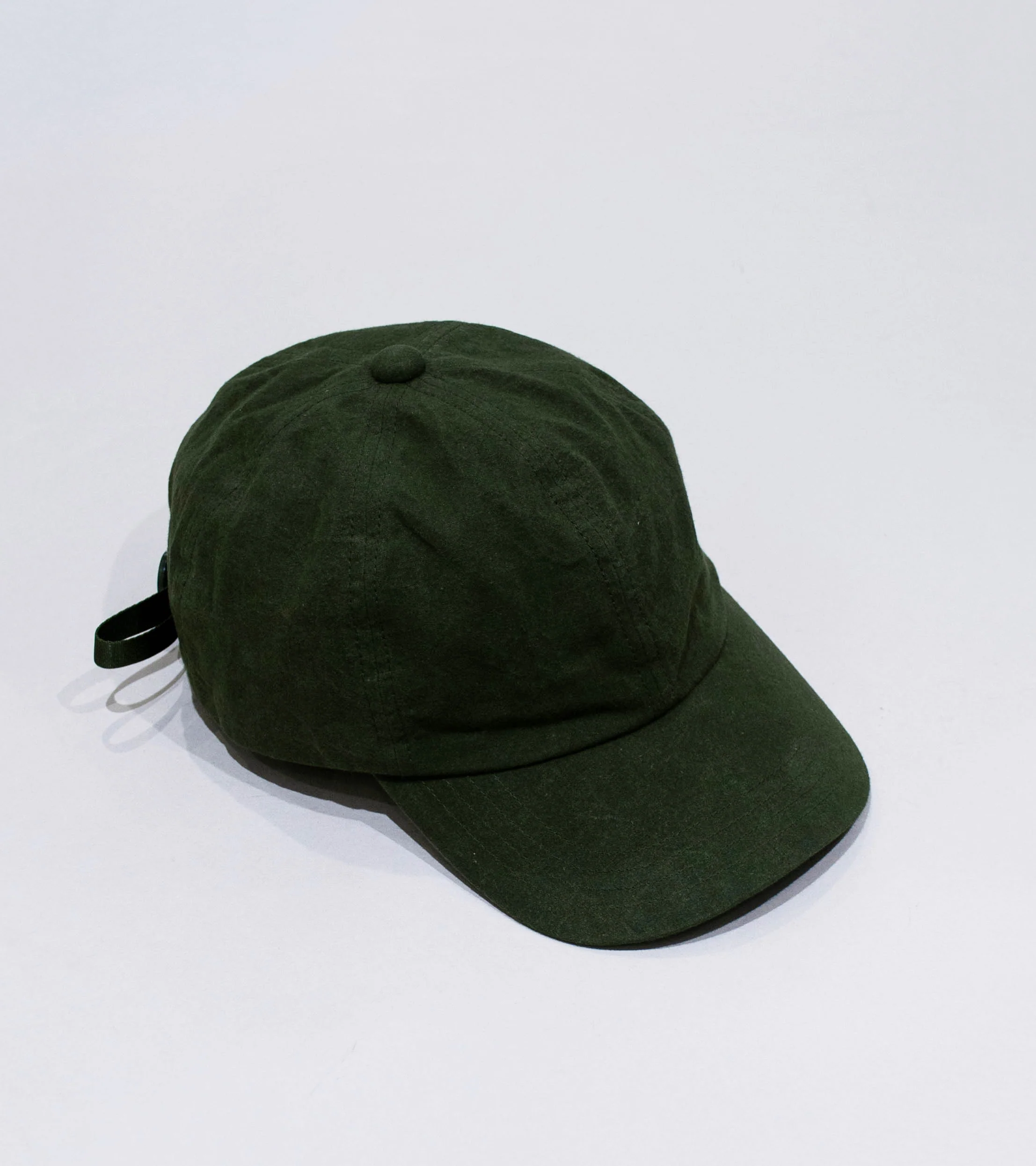 MAN-TLE 'R20 C3 Deep Cap' (Woodland Wax)