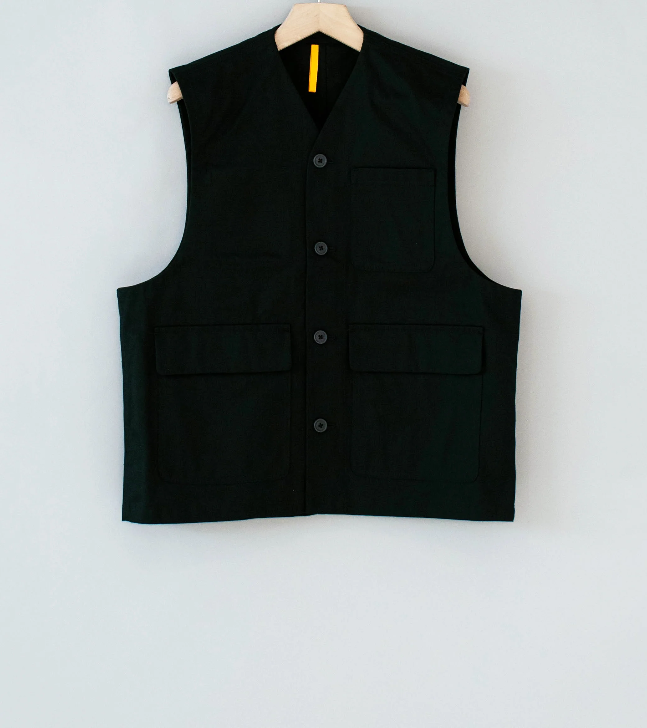 MAN-TLE 'R20 J5 Jebok Vest' (Black Work)