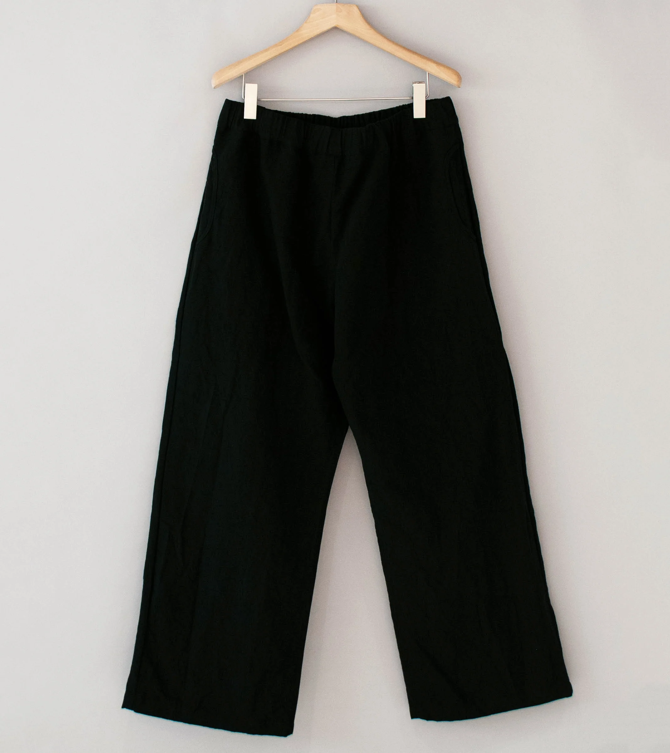 MAN-TLE 'R20 P5 Solid Pants' (Black Linen)