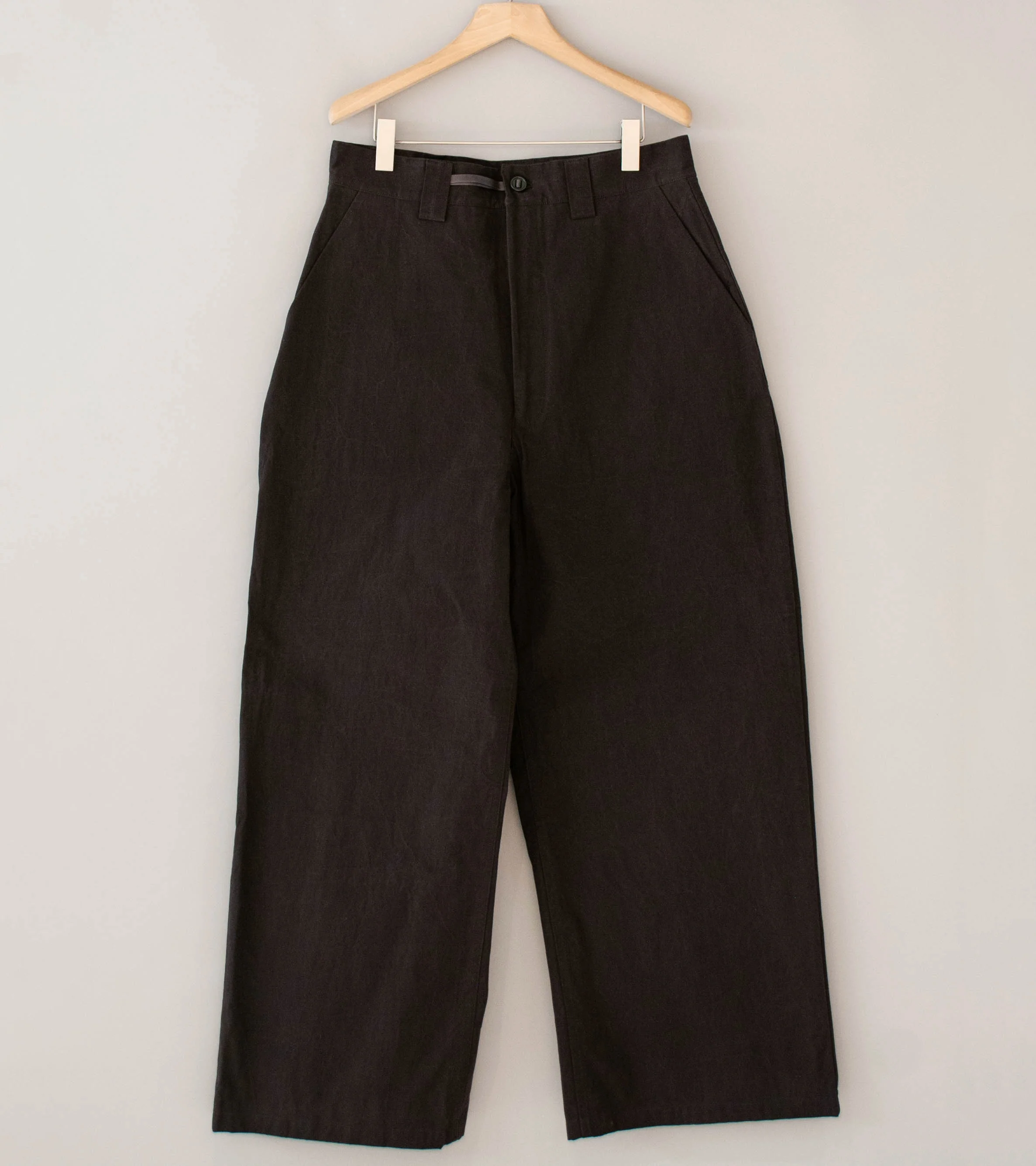 MAN-TLE 'R20 P8 Sail Pants' (Earth Wax)