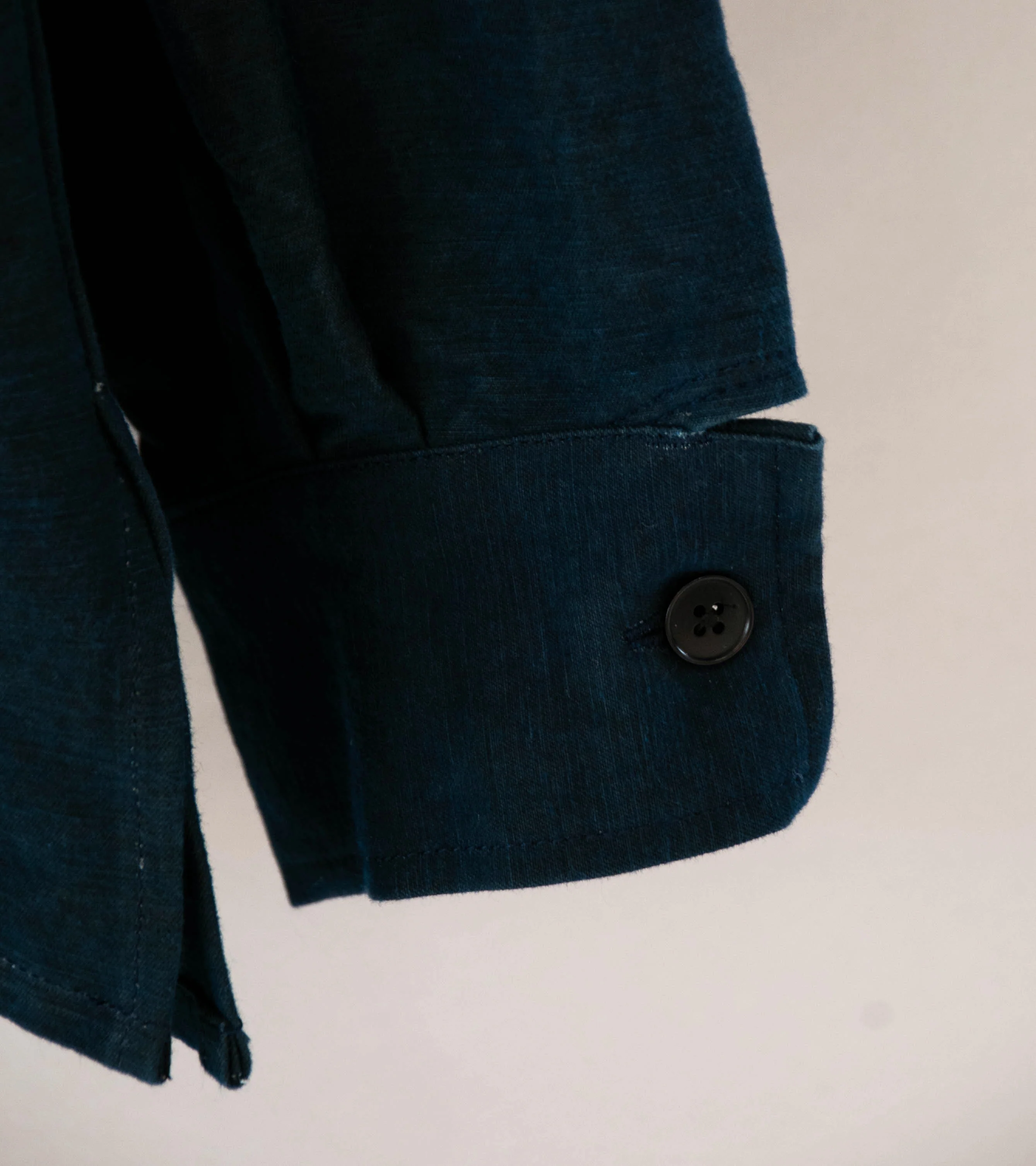 MAN-TLE 'R20 S5 Shop Shirt' (Sumi Indigo Double Cloth) - Image 5