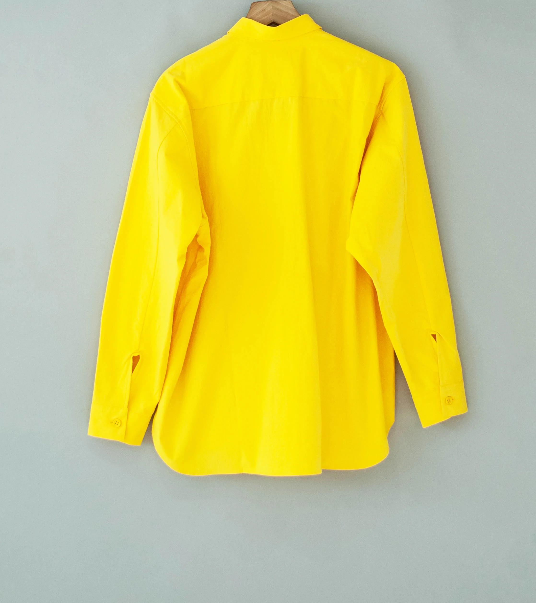 MAN-TLE 'R20 S8 Weather Shirt' (Vitamin Weather) - Image 4