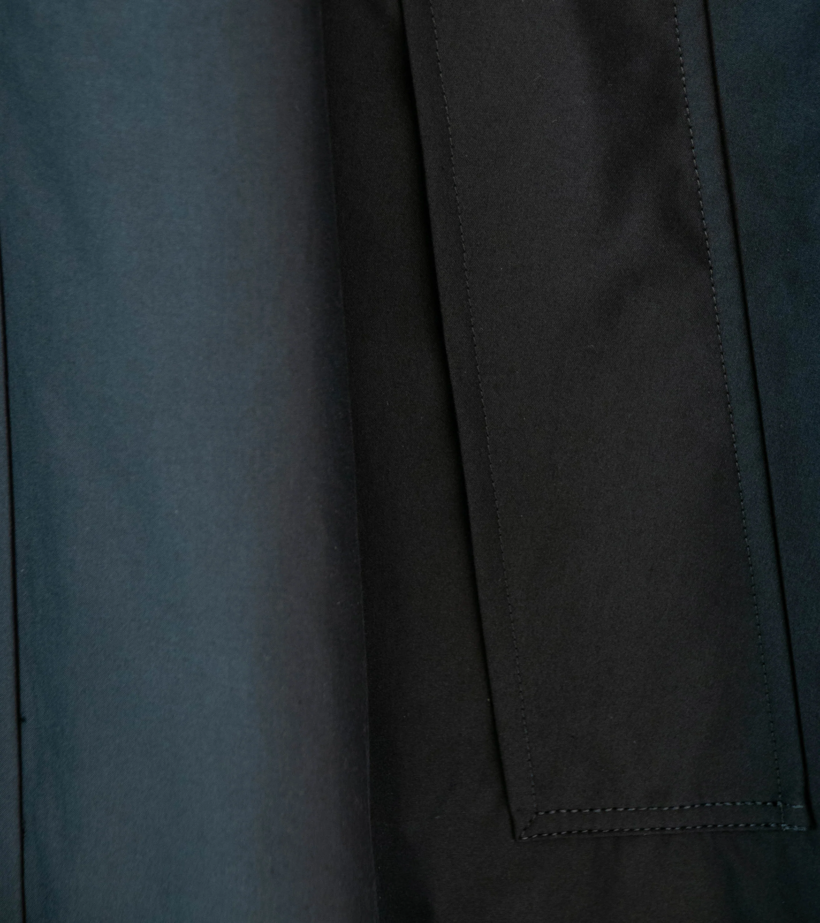 Margaret Howell 'Lightweight Mac' (Black Ventile Dry Cotton Poplin) - Image 6
