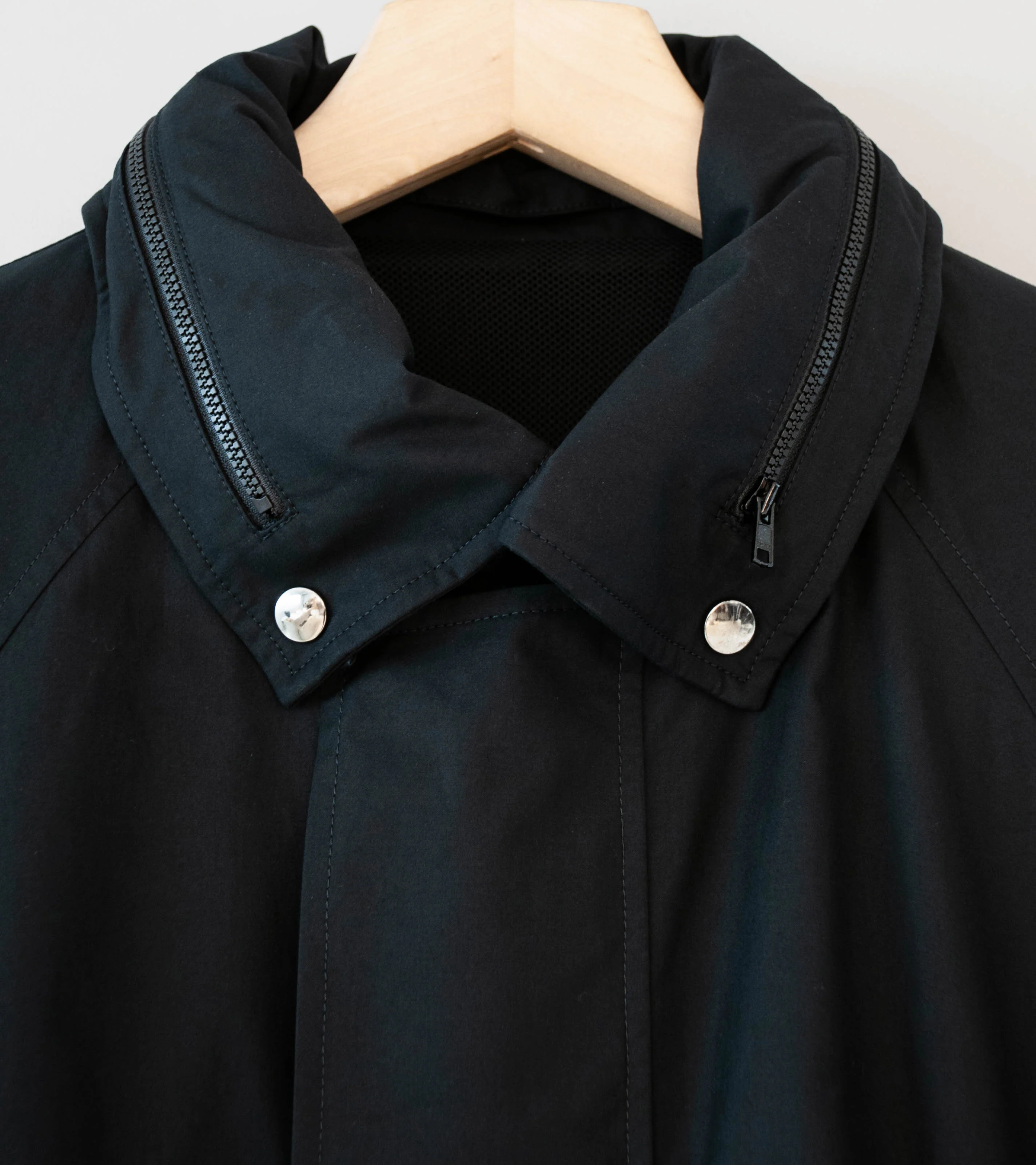 Margaret Howell 'Lightweight Mac' (Black Ventile Dry Cotton Poplin) - Image 7