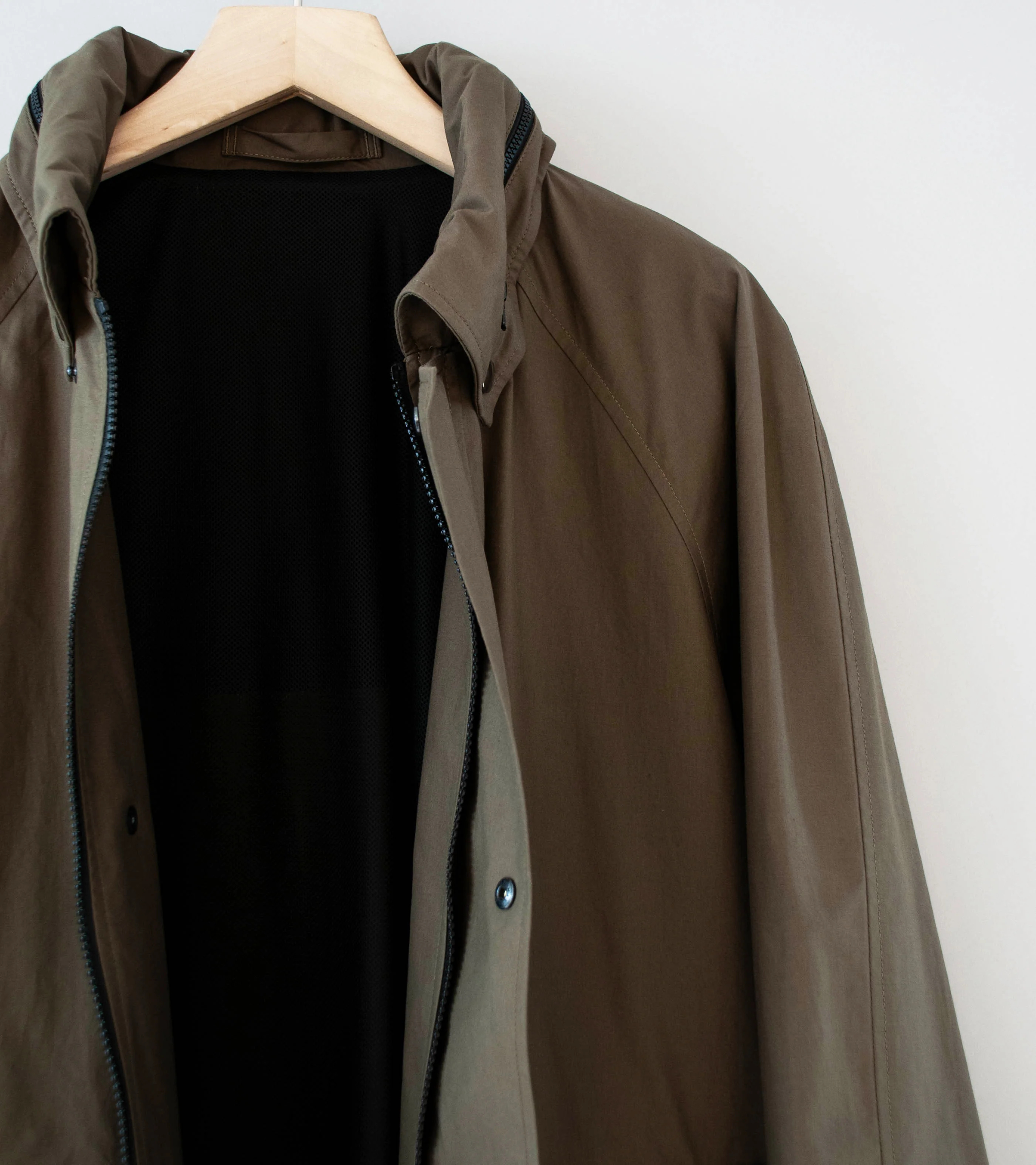 Margaret Howell 'Lightweight Mac' (Khaki Ventile Dry Cotton Poplin) - Image 3