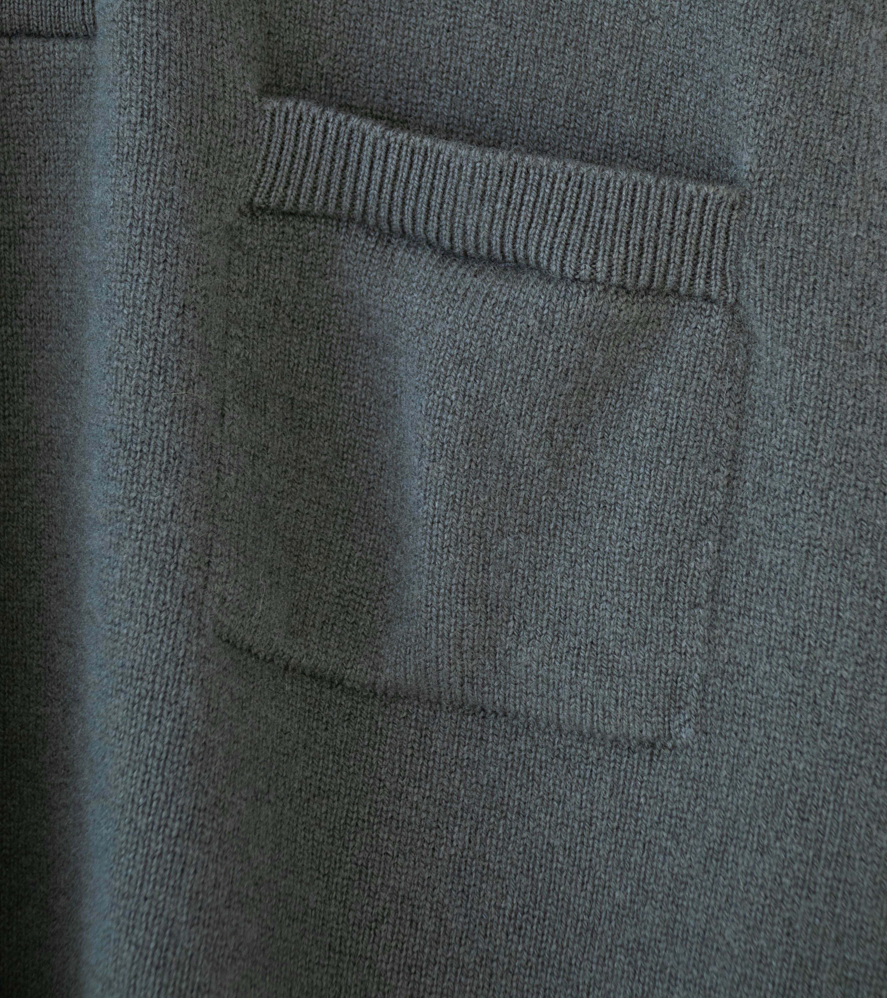 Margaret Howell 'Seamless Pocket Polo Shirt' (Graphite Cashmere Merino) - Image 3