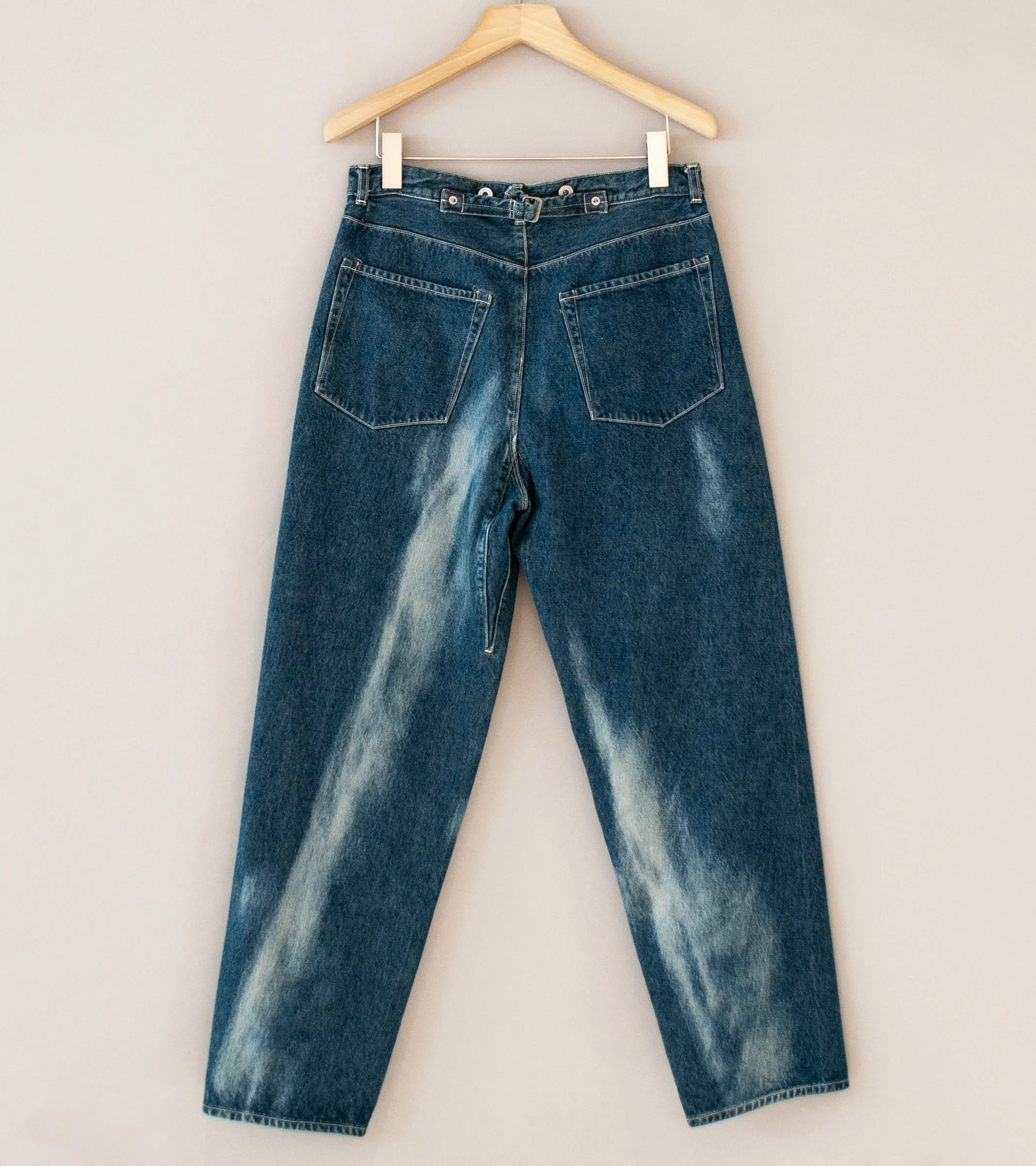 Niceness 'D.SHARKY Distressed Denim Twist Jeans' (Indigo) - Image 6