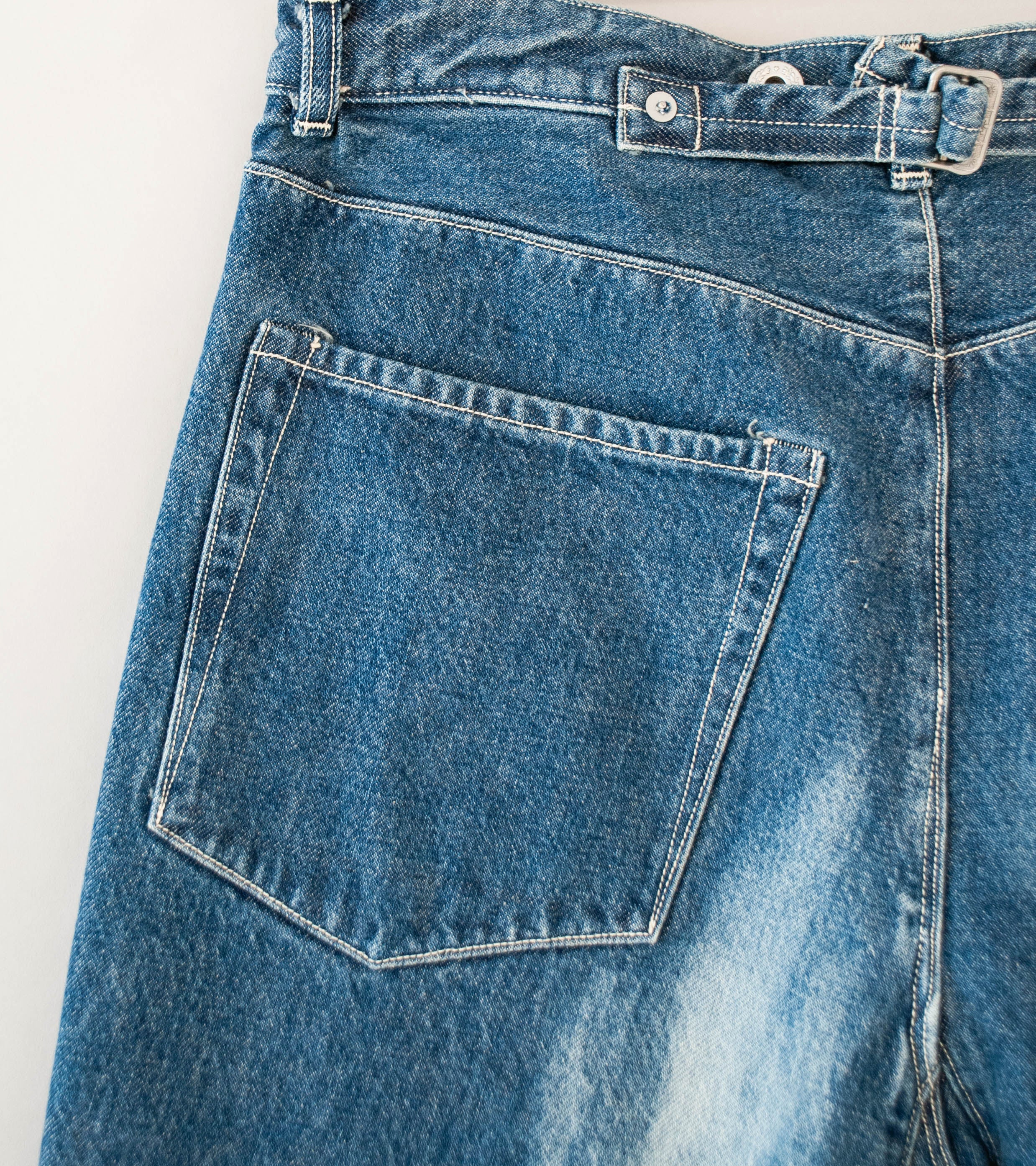 Niceness 'D.SHARKY Distressed Denim Twist Jeans' (Indigo) - Image 7