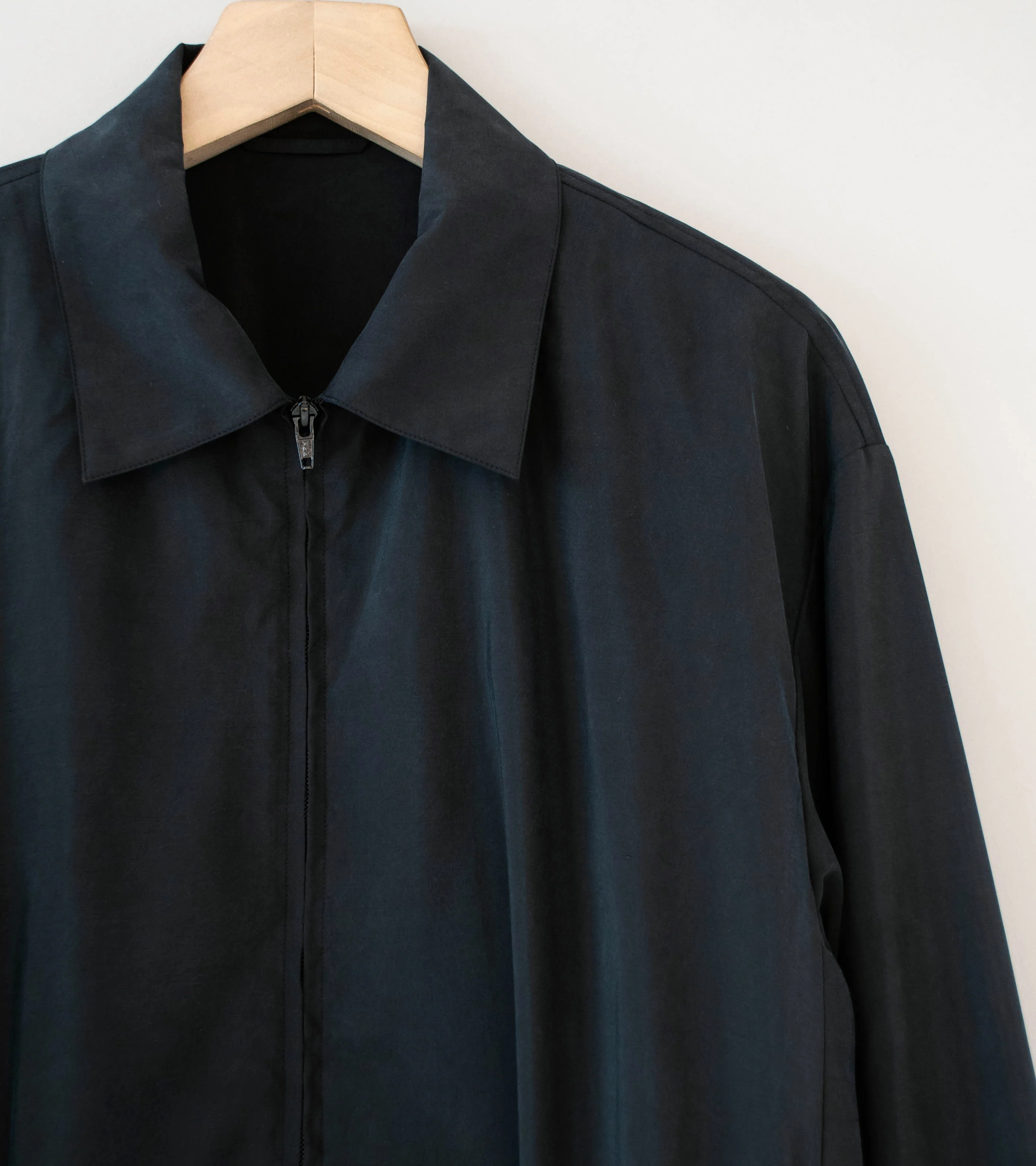 Stein 'Silk Nylon Collared Zip Jacket' (Black) - Image 2