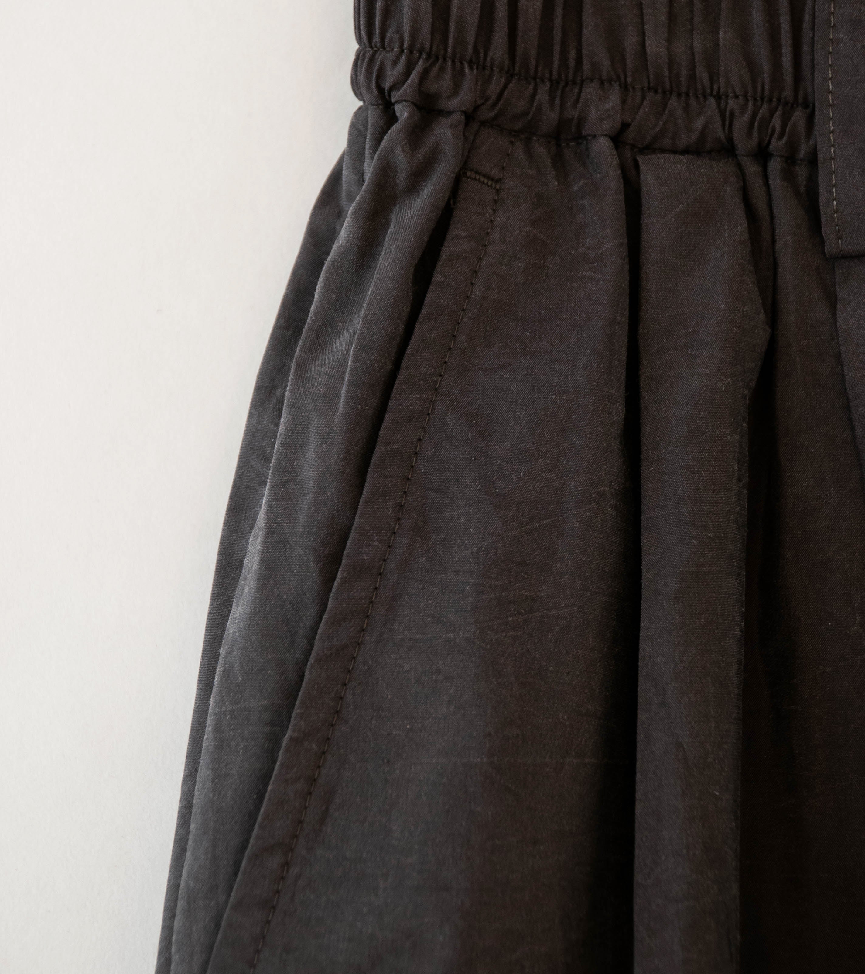Stein 'Silk Nylon Easy Short Trousers' (Charcoal Brown) - Image 3