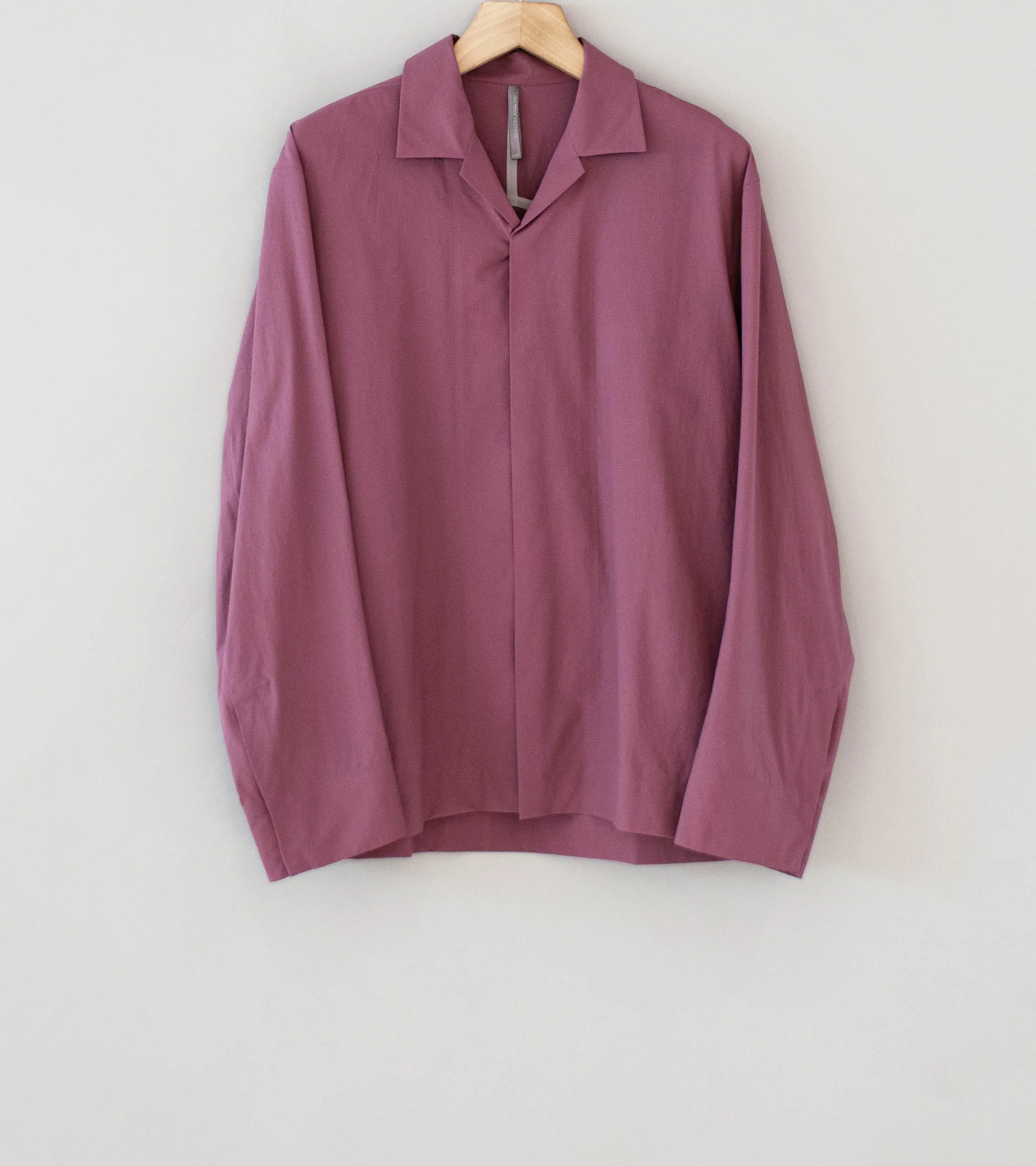 Veilance 'Cusec LS Shirt' (Mulbloom)