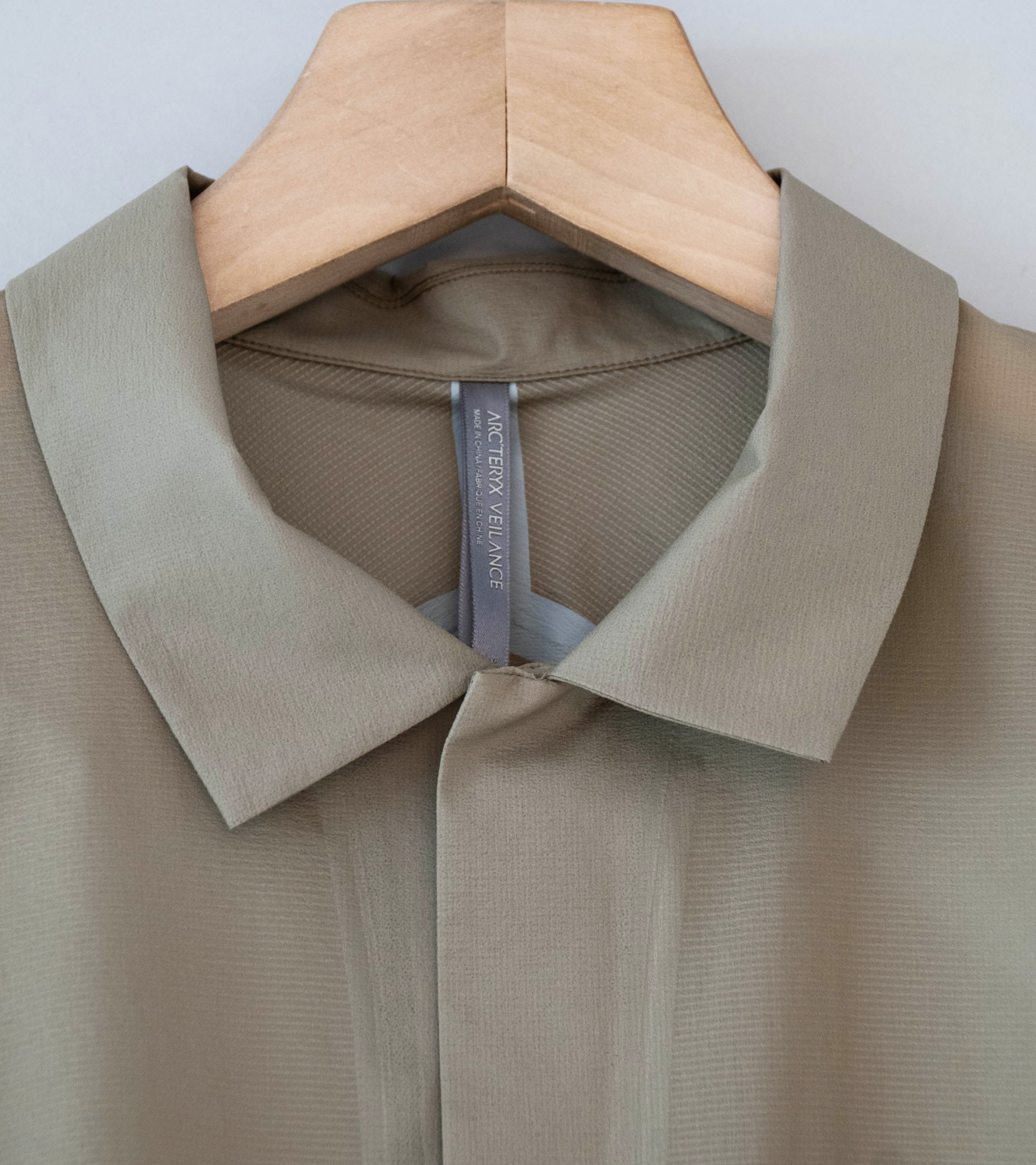 Veilance 'Demlo SS Shirt' (Lt Gnosis) - Image 4