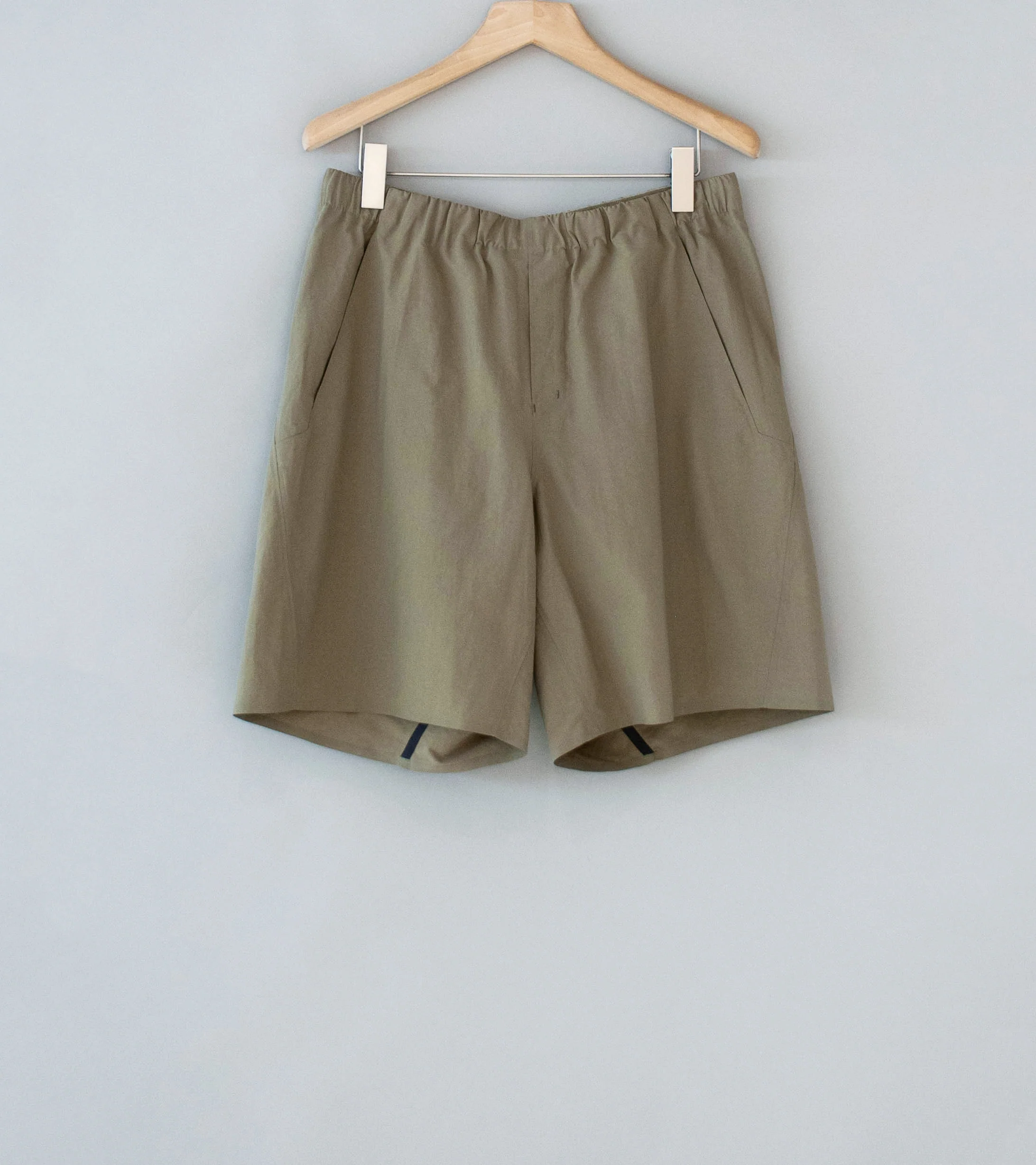 Veilance 'Spere SL Short' (Lt Gnosis)
